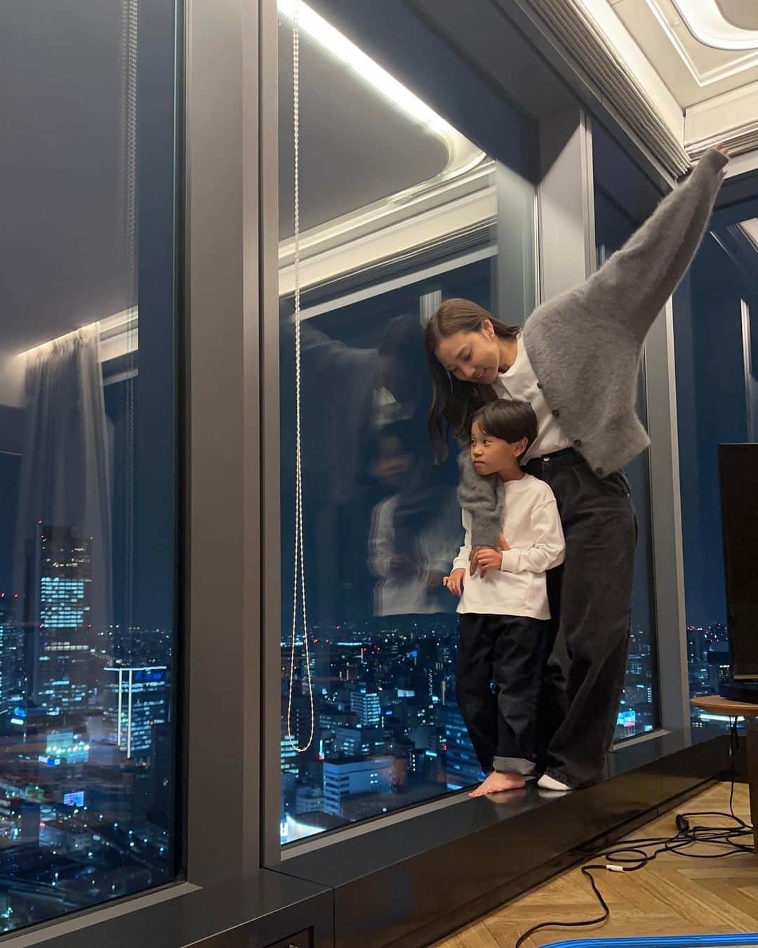えぬくんさんのインスタグラム写真 - (えぬくんInstagram)「初名古屋旅行は @nagoyaprincehotelskytower  に泊まりました🫶  新幹線だけじゃなくて色んな電車がたくさん見えて 最高の景色で プラレールで遊べて…  神ホテルすぎた🥰  全国のトレインビューホテルを制覇したい！🤍笑  #名古屋旅行 #子連れ旅行 #えぬくんちゃんねる」11月2日 21時47分 - sum.722