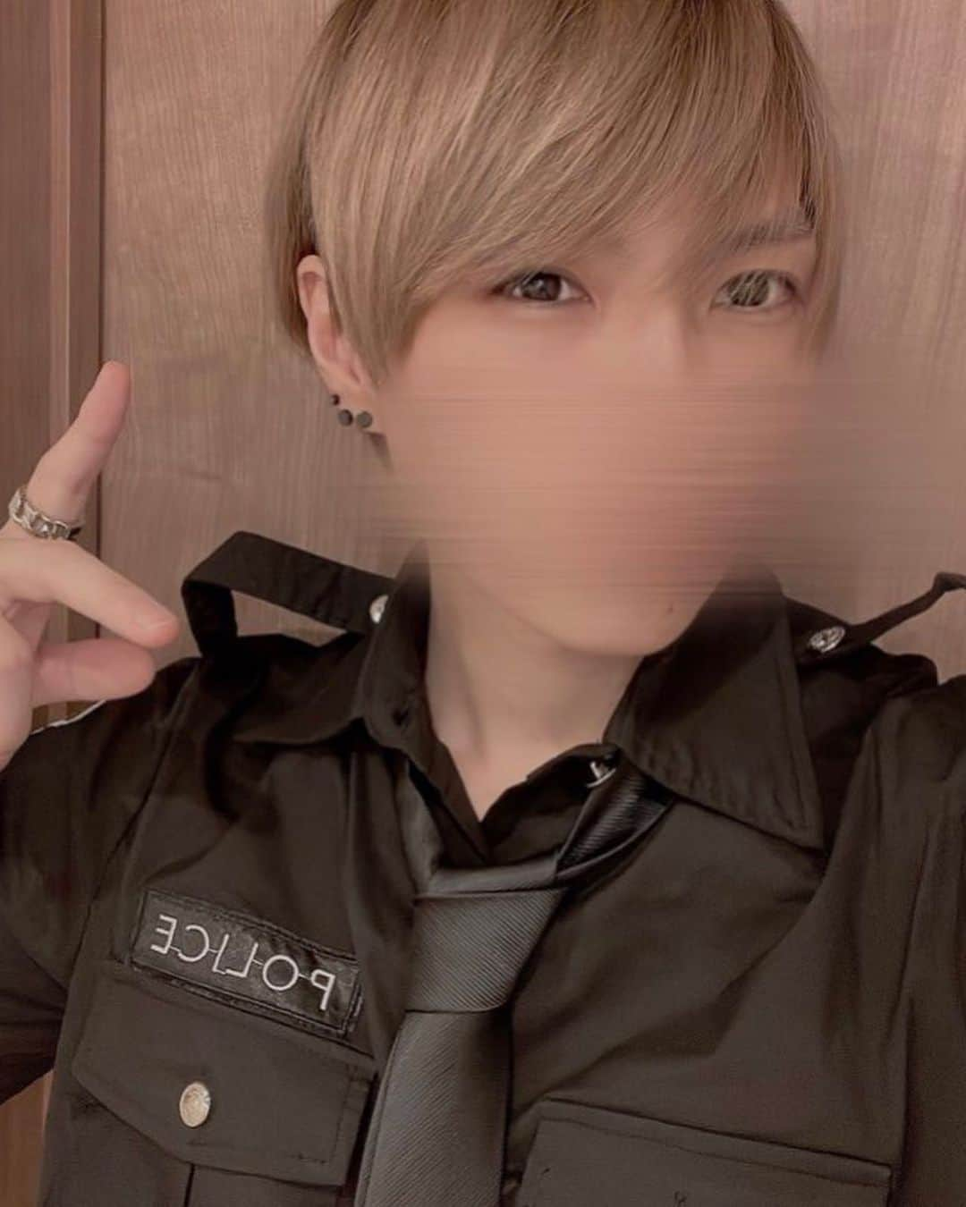 まぜ太さんのインスタグラム写真 - (まぜ太Instagram)「まぜポリス👮💜 #まぜ太 #ハロウィン #警察 #コスプレ」11月2日 21時54分 - mazeta_official