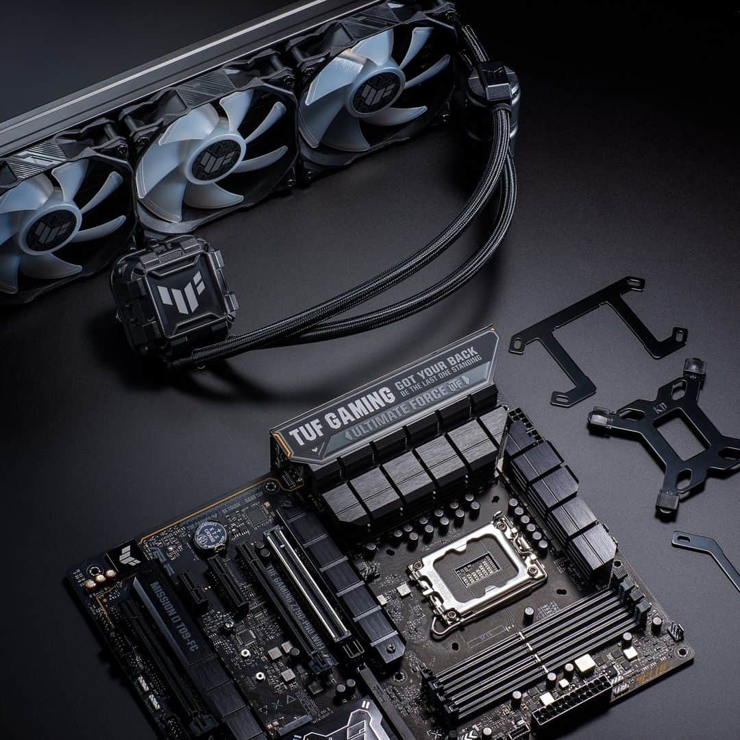 ASUSのインスタグラム：「Need a Z790 motherboard and AIO cooler for your @Intel 14th Gen build? ⁣ ⁣ Get your game on with the #TUFGaming Z790-Pro WiFi & TUF Gaming LC II 360 ARGB for top-notch cooling!🎮❄️⁣ ⁣ ➡️Learn more: ⁣ https://asus.click/Intel700mb ⁣ https://asus.click/Z790-Tuf-WiFi ⁣ https://asus.click/AIO-Coolers⁣ ⁣ #TufZ790 #Intel14thProcessor⁣」