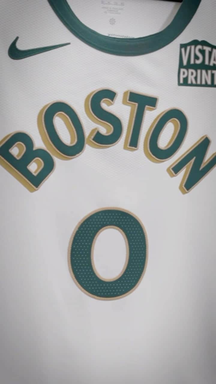ボストン・セルティックスのインスタグラム：「Basketball and pride in one’s work are part of our DNA ☘️ #DifferentHere」