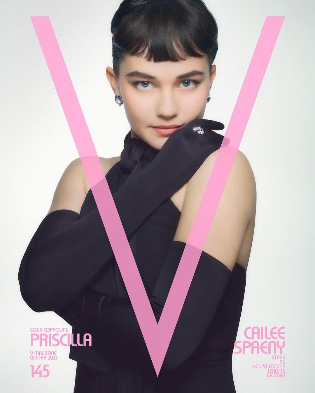 V Magazineさんのインスタグラム写真 - (V MagazineInstagram)「Introducing V’s new winter issue, V145, starring @caileespaeny—the leading lady of Sofia Coppola’s highly anticipated film, @priscillamovie!  Cover 1 of 3: Cailee Spaeny as the great Audrey Hepburn.   Starring on three covers, the rising ingenue is photographed by @robrusling123 and styled by @annatrevelyan, channeling three of Hollywood’s ultimate silver screen sirens as she prepares to join the ranks of some of the film industry’s leading women. Inside the pages of our newest V145 issue, V sat down with Spaeny to talk growing entertainment-obsessed in the Southern Midwest, catching the eyes of Sofia Coppola, and stepping into the roles of Hollywood’s most iconic leading women. Read the full story at the link in our bio + Pre-order your copy of V145 at shop.vmagazine.com. — From V145 Winter 2023 Photography @robrusling123 (@fecreatives) Fashion @annatrevelyan Creative Director / Editor-in-chief #StephenGan  Makeup @lauradomini2 using @drbarbarasturm (@streetersagency) Hair @francogobbihair using @fragilecosmetics (@streetersagency) Manicure @nailsby_julia_ (@afrankagency) Interview @savsob Set Design @_tobias_b Retouching @studio__rm  Production @fabiomayor (@mayorproductions) Casting @itboygregk (@gkldprojects)  This issue will be available on newsstands beginning November 10, 2023.   Wearing dress @givenchy / Gloves @cornelia_james / Jewelry @bulgari」11月2日 23時25分 - vmagazine