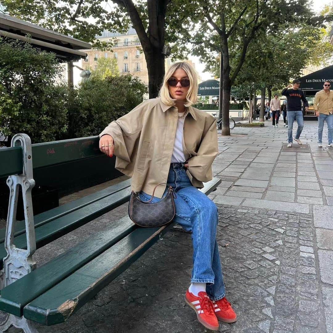 Margarida Corceiroさんのインスタグラム写真 - (Margarida CorceiroInstagram)「#stealthelook Sem ideias para os próximos outfits? Então este post é para si!  Descobrimos o Instagram da @audreyafs looks para se inspirar.  #luxwoman #repost @audreyafs  #outfit #inspo #inspiraçãododia #moda」11月2日 23時31分 - luxwoman_pt