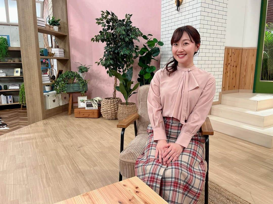 佐竹明咲美さんのインスタグラム写真 - (佐竹明咲美Instagram)「. LOVEかわさき🫶 衣装♪  スカートのチェック柄が秋らしい🍂  #LOVEかわさき #川崎市 #tvk #テレビ神奈川  #アナウンサー衣装」11月2日 23時32分 - asami_satake