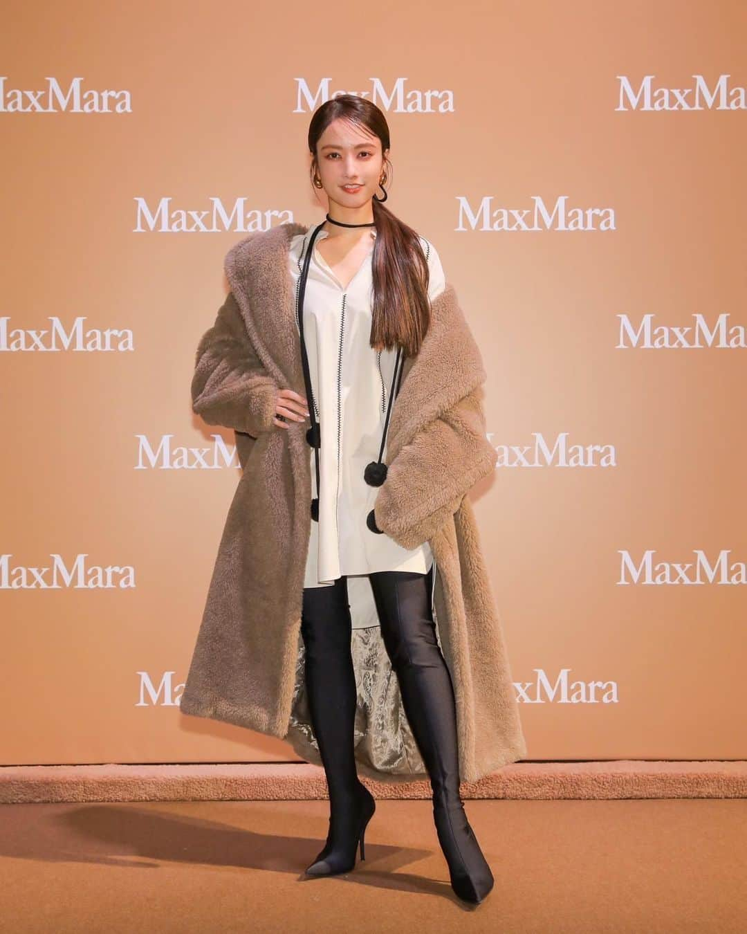 谷まりあさんのインスタグラム写真 - (谷まりあInstagram)「Happy 10th Anniversary 🧸🧸 @maxmara 💗  マックスマーラテディベア　コート誕生日10周年を記念して六本木ヒルズで開催された TeddyTEN Parkに行ってきました♡ UFOキャッチャーや、スケートなど楽しめるコンテンツが盛りだくさんの会場で、楽しかったです💗 大きくて可愛いテディベアにぜひ会いに行ってみてください♡  @maxmara #MaxMaraTeddyTen #MaxMara #pr」11月2日 23時38分 - mariaaaa728