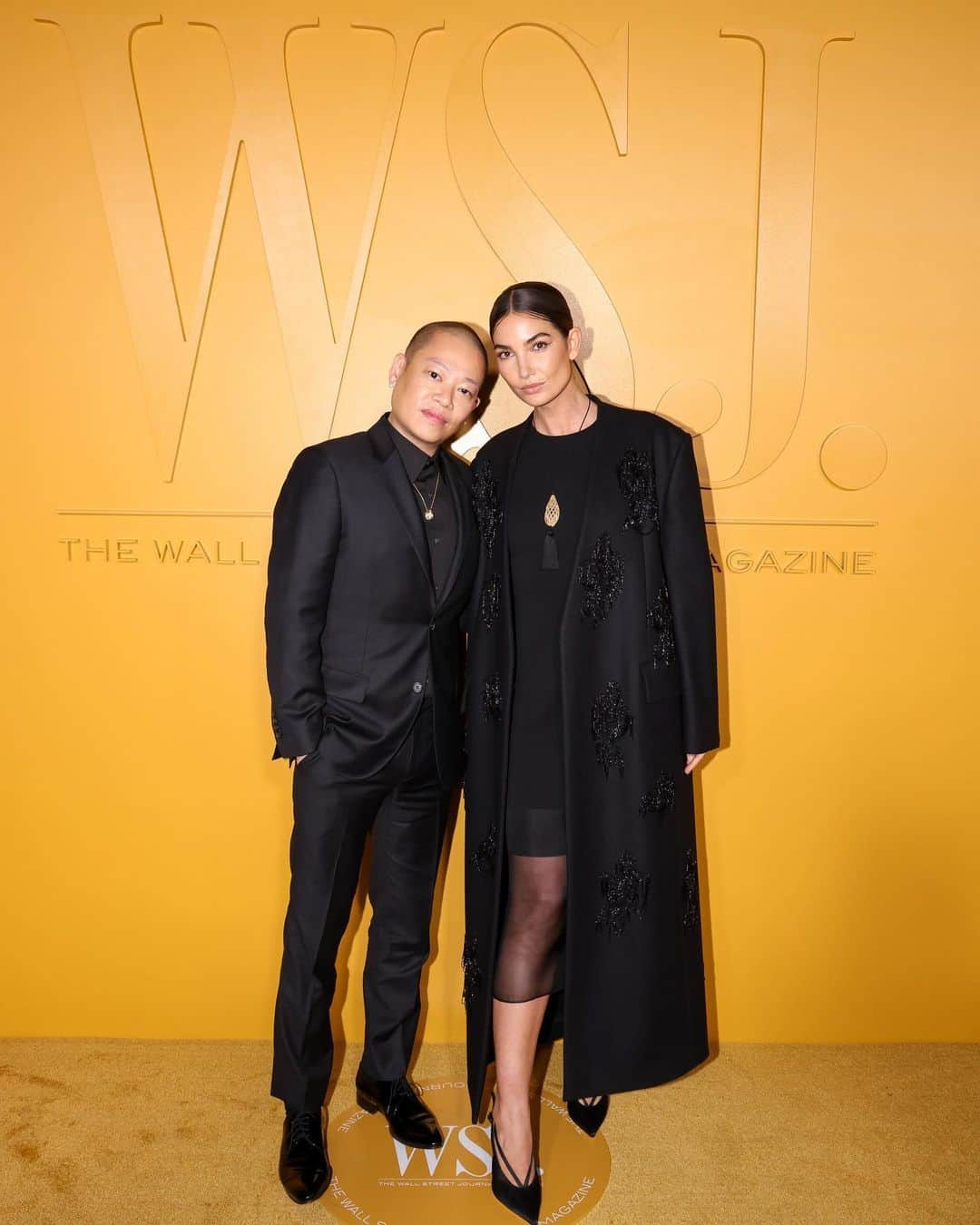 リリー・オルドリッジのインスタグラム：「Inspiring night celebrating @wsjmag #wsjinnovators 🖤 Thank you for a Fab Date night out @JasonWu Wearing #JasonWuCollection & Gorgeous @TiffanyAndCo Jewelry 🩵 Styled by Jason Hair by @DaniellePriano Makeup by @IAmJamalScott using @jasonwubeauty💋 Nails by @jinsoon  Thank you @sarahballsy ❤️ Photos provided by @wsjmag」