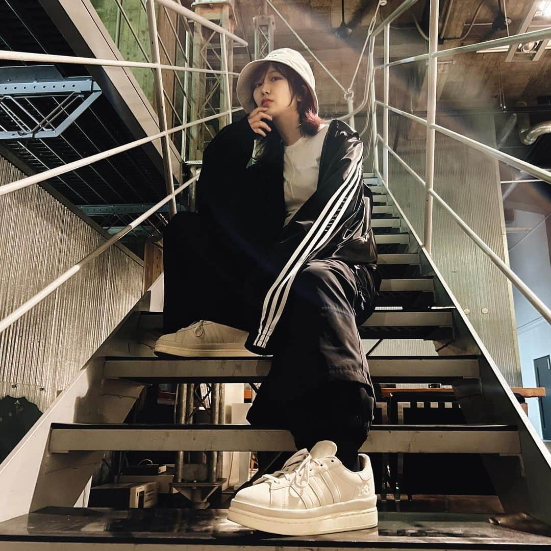 火寺バジル（魔法少女になり隊）のインスタグラム：「Y-3 2024SS ◎ @adidasy3   .  .  .  .  #ootd #バジコーデ　#y3 #adidas #バジ靴 #ファッションコーデ #fashionstyle」