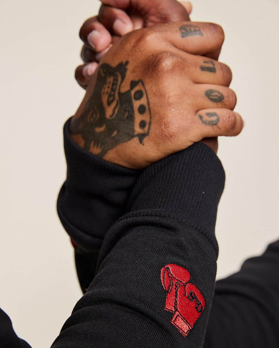 ベン・ワッツのインスタグラム：「Check out our hoodie @gsfightsupply x @theflowershopnyc …… we invite you to purchase for your fall comfort x swag ….. modeled in nyc fantastic watts crew @frvnce @nubawd #bigup #G&S #theflowershop #benwatts #nyc」