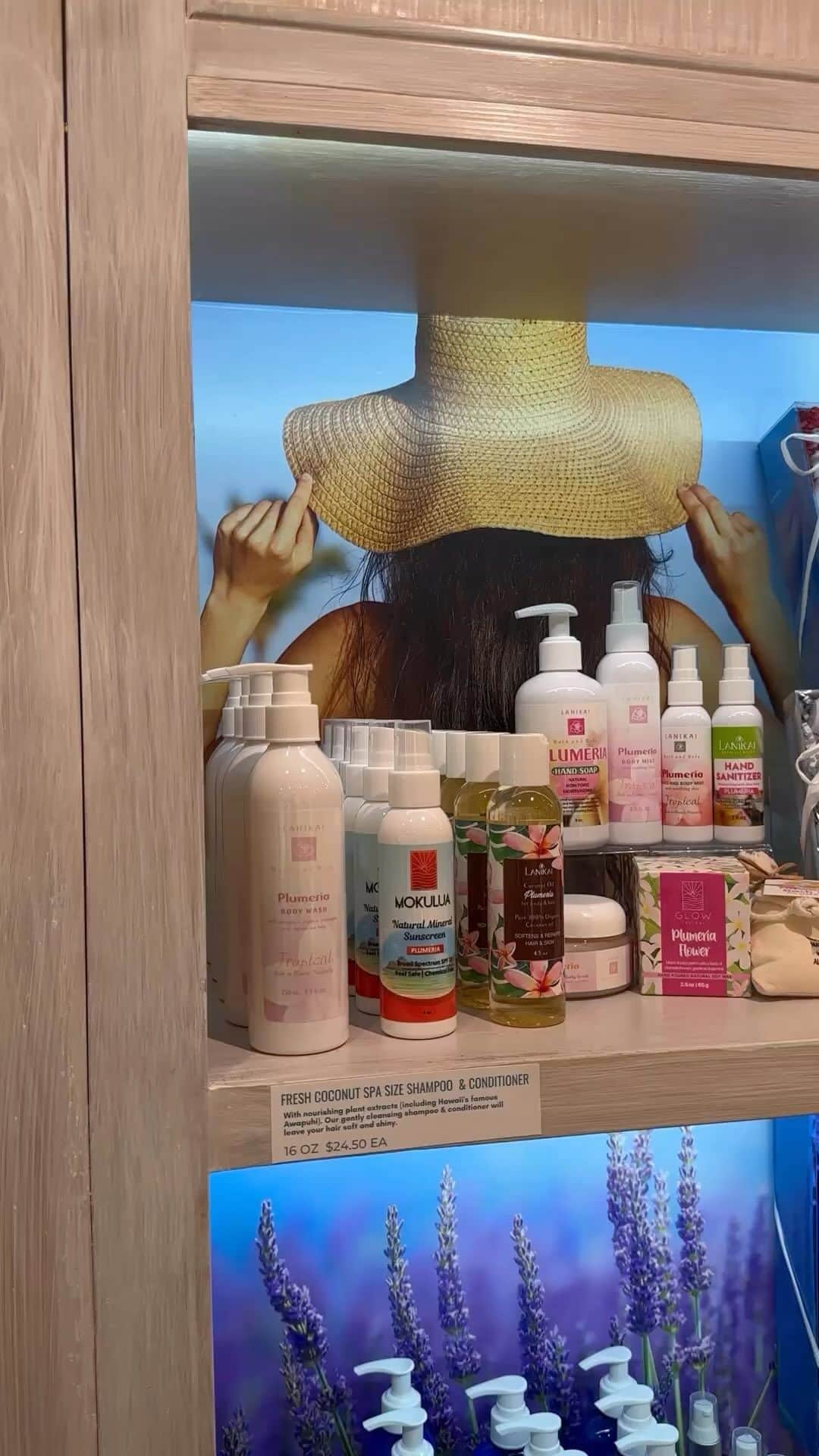 Lanikai Bath and Bodyのインスタグラム：「Lovely Plumeria. A Hawaiian classic. #lanikaibathandbody #naturally」