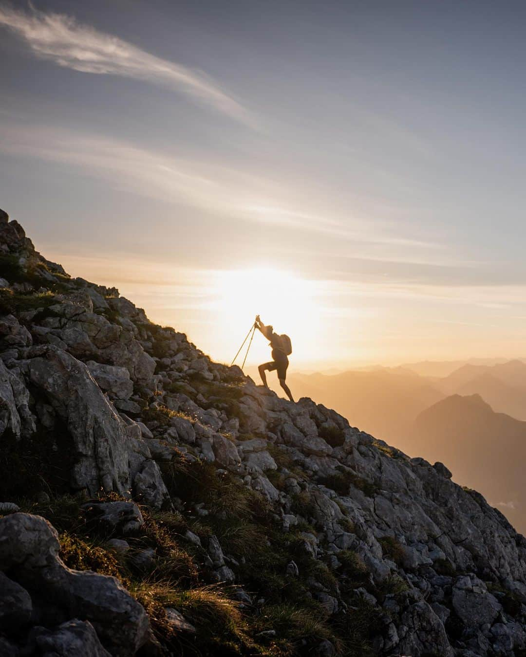 アークテリクスのインスタグラム：「“I’ve always been driven by trying new things, exploring new places, evolving myself and taking the road less travelled."  Please join us in welcoming Philipp Reiter (@philippreiter007) as our newest Arc'teryx trail athlete.  Born in Munich and raised in the picturesque Bavarian mountains, Philipp has harbored an insatiable curiosity to immerse himself in the wonders of the natural world. From skiing, biking, hiking, climbing and running.  While his journey was never driven by the desire to compete, he has embarked on a remarkable odyssey, particularly by participating in trail running races that have allowed him to traverse the world over. Due to a long-lasting injury, he found his passion for photography. Sharing his adventures through the lens of his camera. His photography is an embodiment of his passion for the uncharted, the hidden trails, and the enigmatic corners of the globe.  We're thrilled to have such an experienced and versatile mountain athlete join our roster. Philipp's wealth of experience will be instrumental in shaping the trail running team and our evolution within the sport.  Welcome to the Bird, @philippreiter007! #arcteryx」