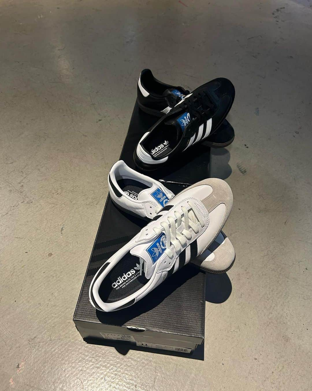 zumiezさんのインスタグラム写真 - (zumiezInstagram)「Haven’t gotten your Samba’s yet? How lame..🥲  Come get them in store!🤩  #zumiez #adidas #samba #sambaadv #adidassamba」11月3日 1時23分 - zumiez