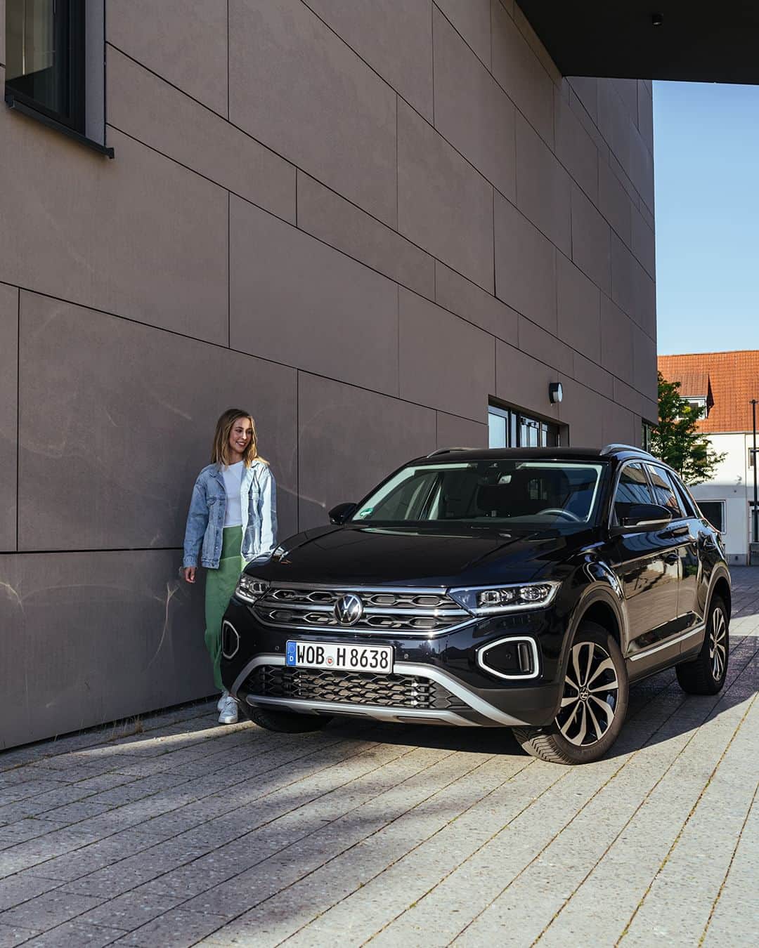 フォルクスワーゲンのインスタグラム：「Your perfect partner for every occasion. ✨ #partner #elegance #vwtroc #volkswagen #vw  The vehicle displayed shows optional equipment.」