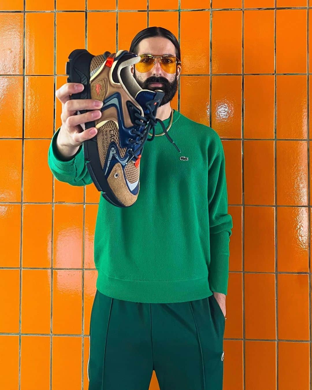 Lacosteさんのインスタグラム写真 - (LacosteInstagram)「A fresh set of Lacoste #L003Neo colourways has landed 💥 Check out how the #SneakerFreakerFam is playing with the new arrivals 🐊⁠」11月3日 2時02分 - lacoste