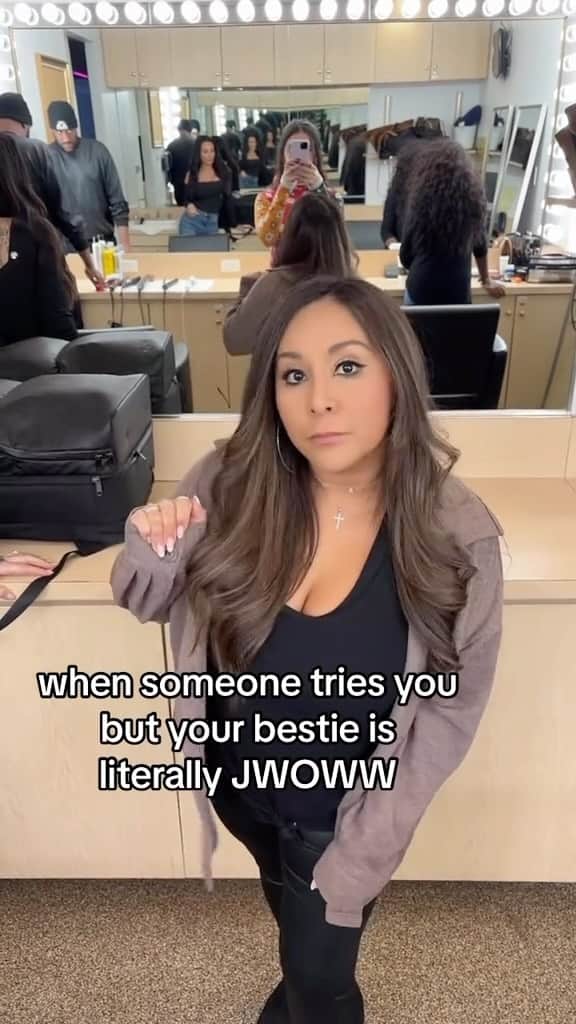 ジェイワウのインスタグラム：「ride or dies 👯‍♀️ #jerseyshore #snookiandjwoww」