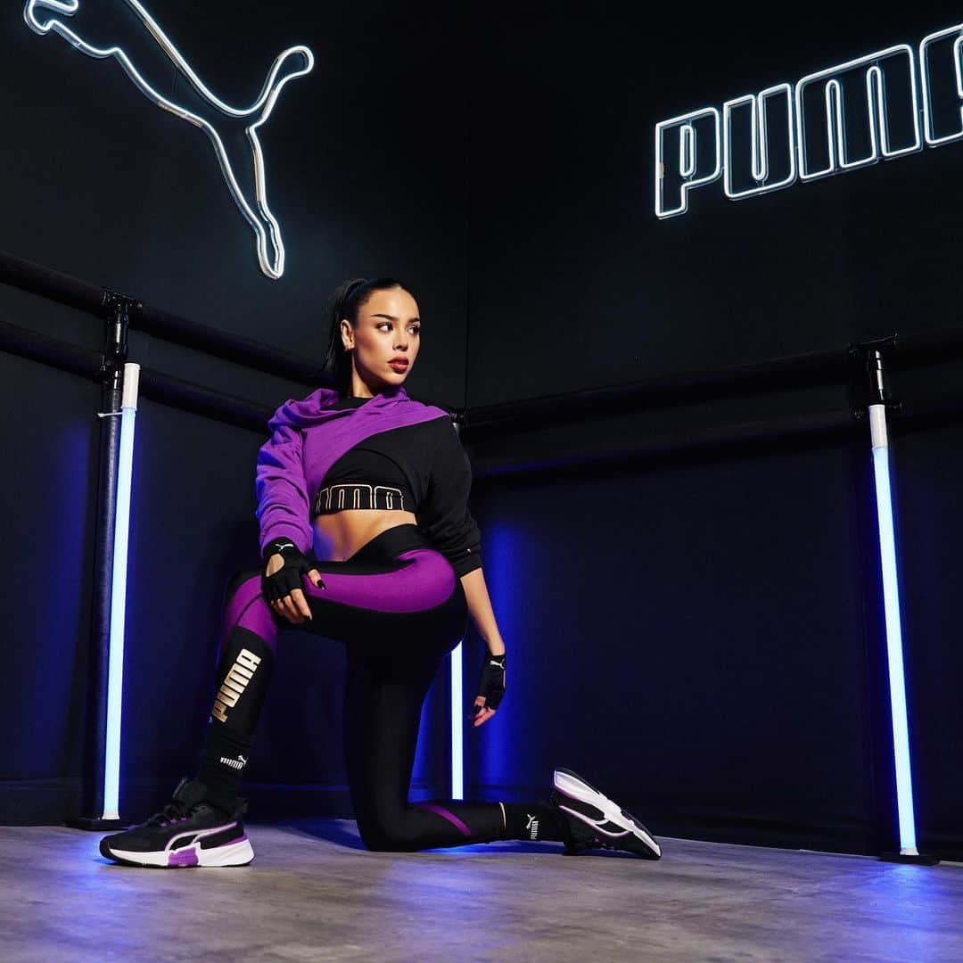 Danna Paolaさんのインスタグラム写真 - (Danna PaolaInstagram)「Eleva tu entrenamiento con la colección de PUMA FIT #TRAINPUMA」11月3日 2時00分 - dannapaola