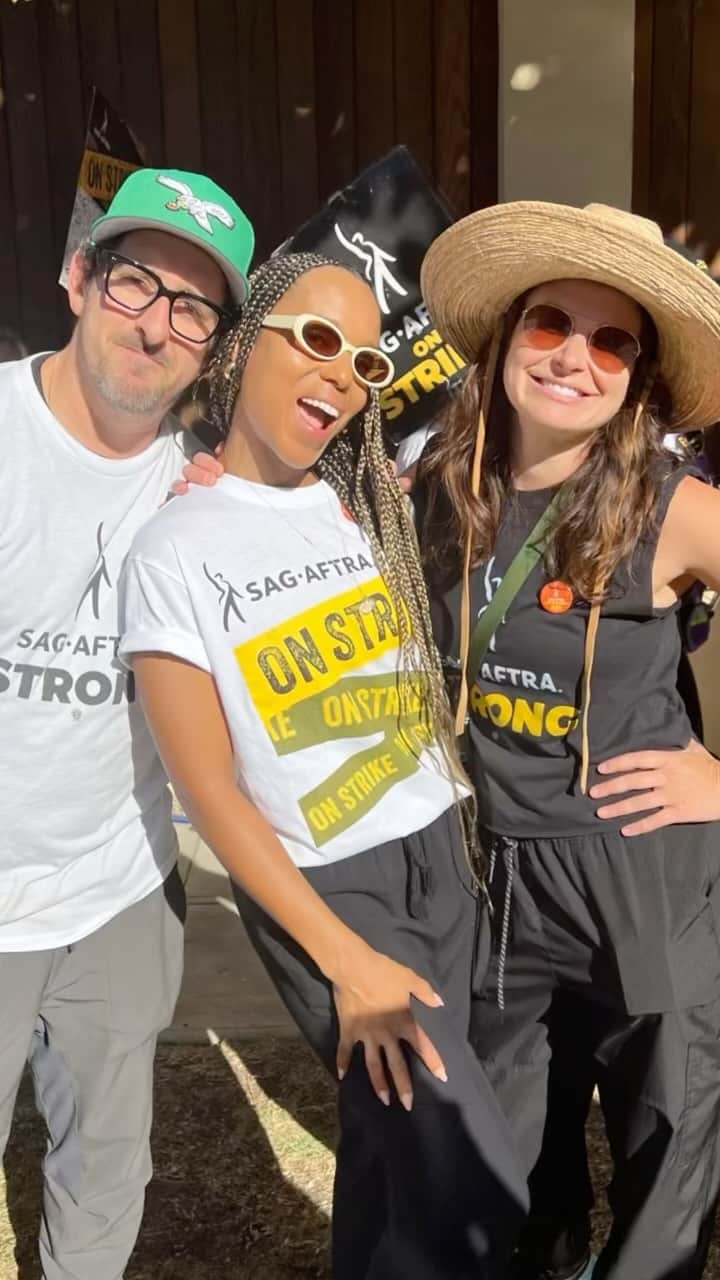 アダム・シャピロのインスタグラム：「Day 111: @kerrywashington training day! #sagaftrastrong」