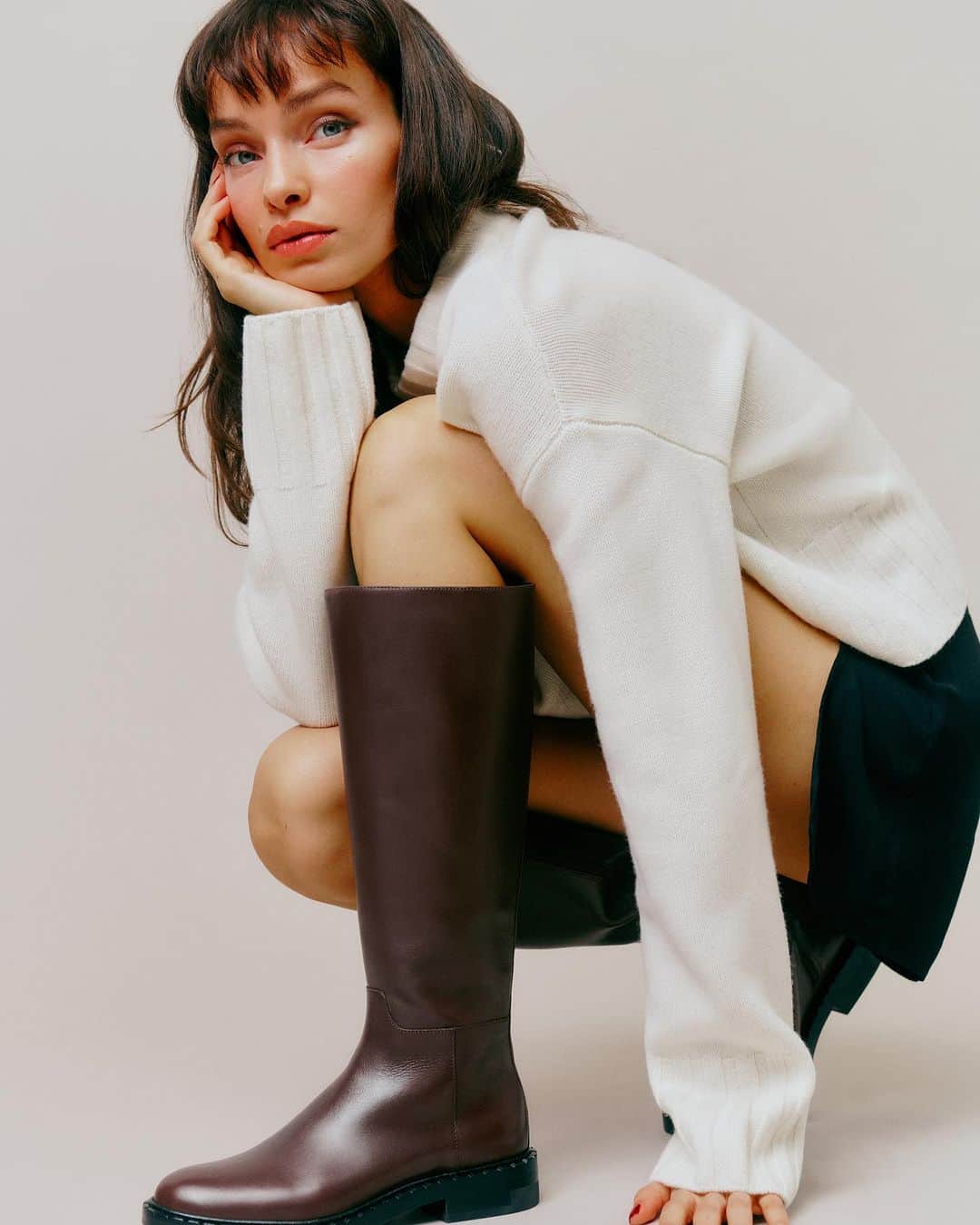 Reformationさんのインスタグラム写真 - (ReformationInstagram)「Get a chai latte, wear these. Everyday essentials are here.」11月3日 2時55分 - reformation