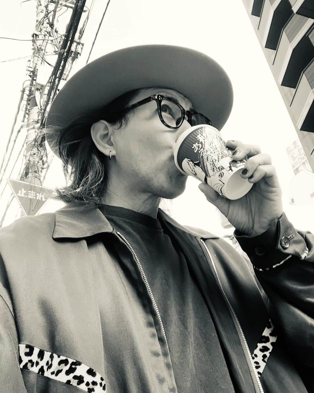 金子昇さんのインスタグラム写真 - (金子昇Instagram)「待ちに待った。WESTERN JACKET！  #wackomaria  #豹柄 #ハット #金子昇  love&rock☆show 「果てしない海の向こうへ」 　　〜月の裏側から〜 　　　　Jupiter  ・本番日程 2023年11月22(水)〜26（日）全８回  22(水)19:00 23(祝木) 14:00、19:00 24(金)19:00 25(土)13:00、18:00 26(日)12:00、16:30  ・劇場　 六行会ホール (品川区北品川2-32-3  京急線新馬場駅最寄り徒歩3分)」11月3日 14時09分 - noboru_kaneko_official