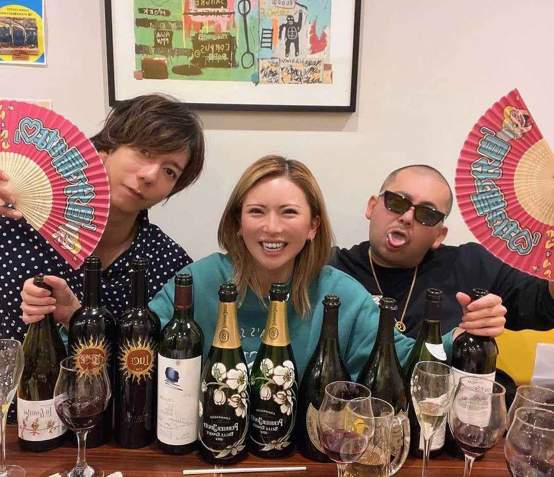 松川めぐみのインスタグラム：「オーパスワンが 在庫切れを起こす サンドウィッチ屋さん🥪🍷  目黒ワウィッチ。笑  いつも皆様応援ありがとうございます。 この度ＤＪ🎧ＲＹＯＴＡ君のイベントに ワウィッチのサンドウィッチ １００食オーダー頂きました❤️🎧❤️ @djryota_doggindahouse  頑張ってね！！！！」