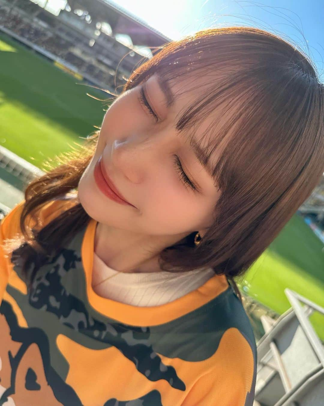 末永みゆさんのインスタグラム写真 - (末永みゆInstagram)「💛💚❤️  #ジェフ千葉  #ジェフユナイテッド千葉  #ジェフ千葉_マーメイド  #jefunited  #WINBYALL #⚽️」11月3日 13時10分 - miyu_suenaga