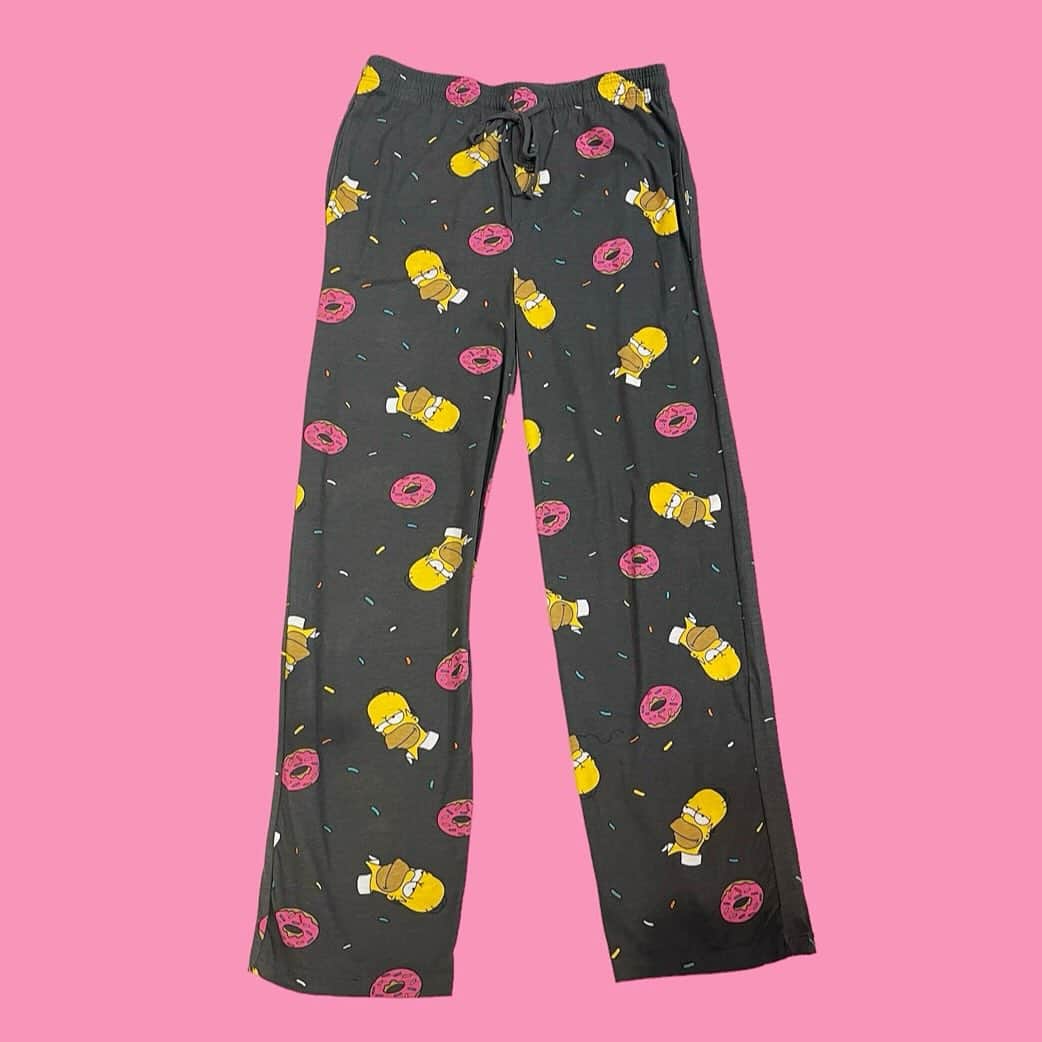 おもちゃやSPIRALのインスタグラム：「The Simpsons Homer pajamas pants入荷しました🍩  Size M」