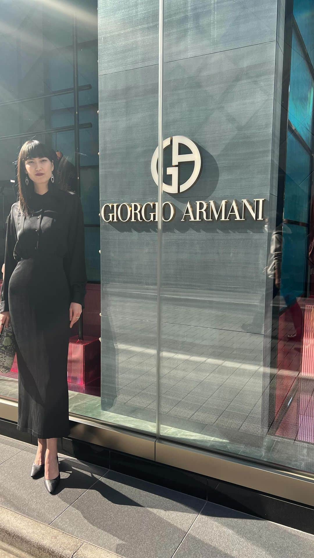 レンナ（RENNA）のインスタグラム：「@giorgioarmani  #giorgioarmani  #armani #italy  #🇮🇹 #ginza  #armaniginzatower  #modeling  #fashionmodel  #showmodel  #walking  #walkingmovie  #catwalk  #アルマーニ  #ジョルジオアルマーニ  #銀座  #ウォーキング  #ウォーキング講師」