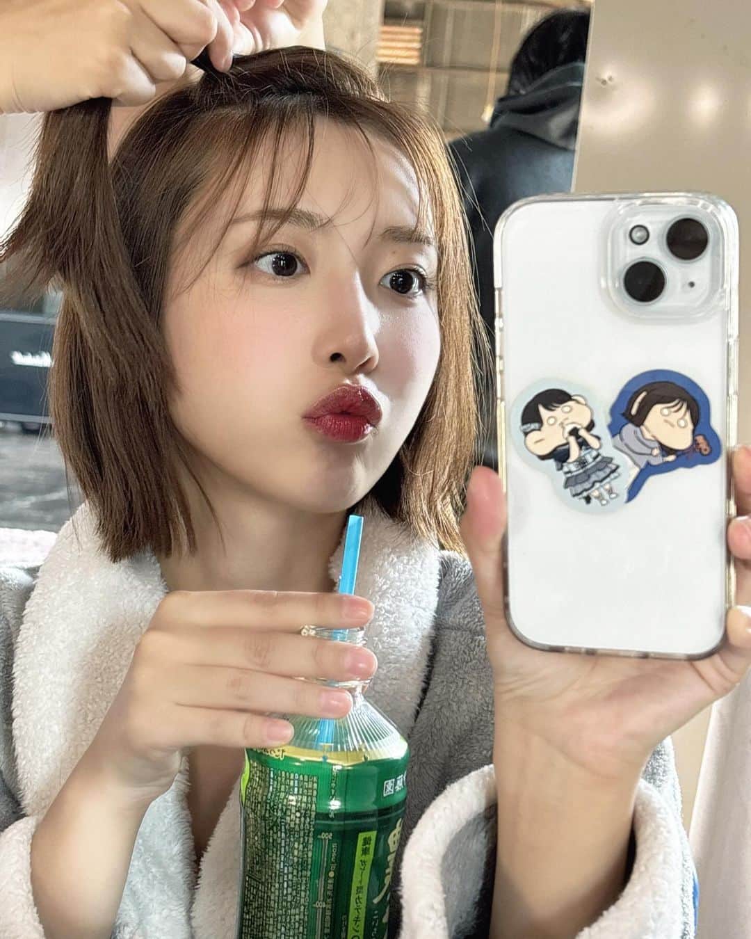 水湊みおのインスタグラム：「今日は久しぶりのソロ撮影☀️ また告知します😚」