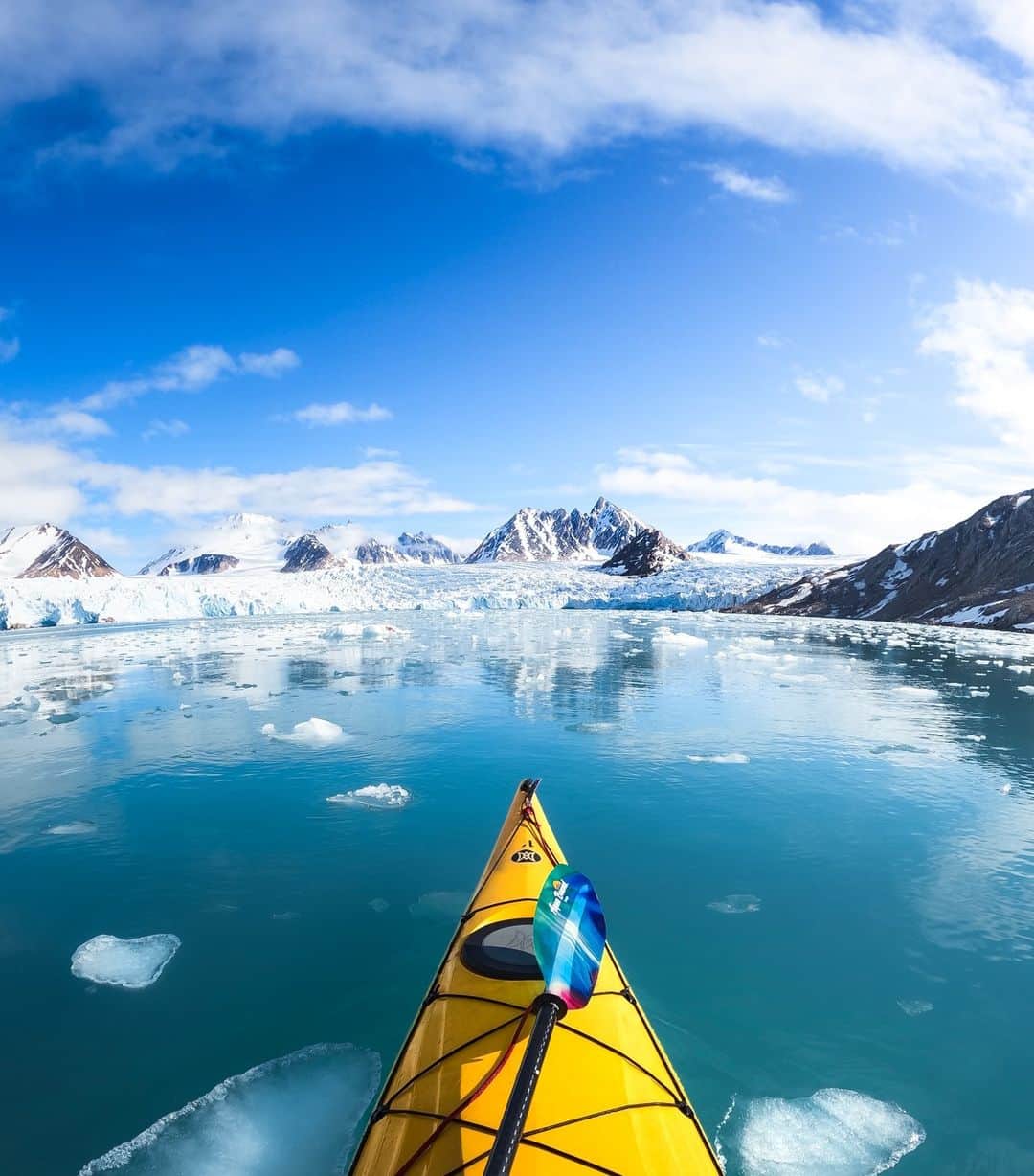 goproのインスタグラム：「Photo of the Day: A warm day in Svalbard 🧊 @dhkayaking used the sunny conditions to score a $250 GoPro Award.  Our "Ultimate POV Challenge" has $50,000 up for grabs. Submit your POV photos + videos to GoPro.com/Awards for the opportunity to earn your share of the cash.  @gopronordics #GoProNordics #GoPro #POV #Kayak #Norway #Svalbard」