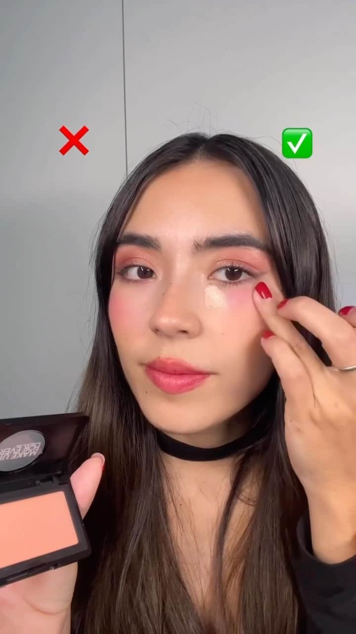 MAKE UP FOR EVER OFFICIALのインスタグラム：「Try the Ombré Undereyes technique using our #HDSKIN Concealer, Artist Face Blush and #HDSKIN All-In-One Palette.   #ArtistryIsCalling #FocusOnMe #MAKEUPFOREVER」