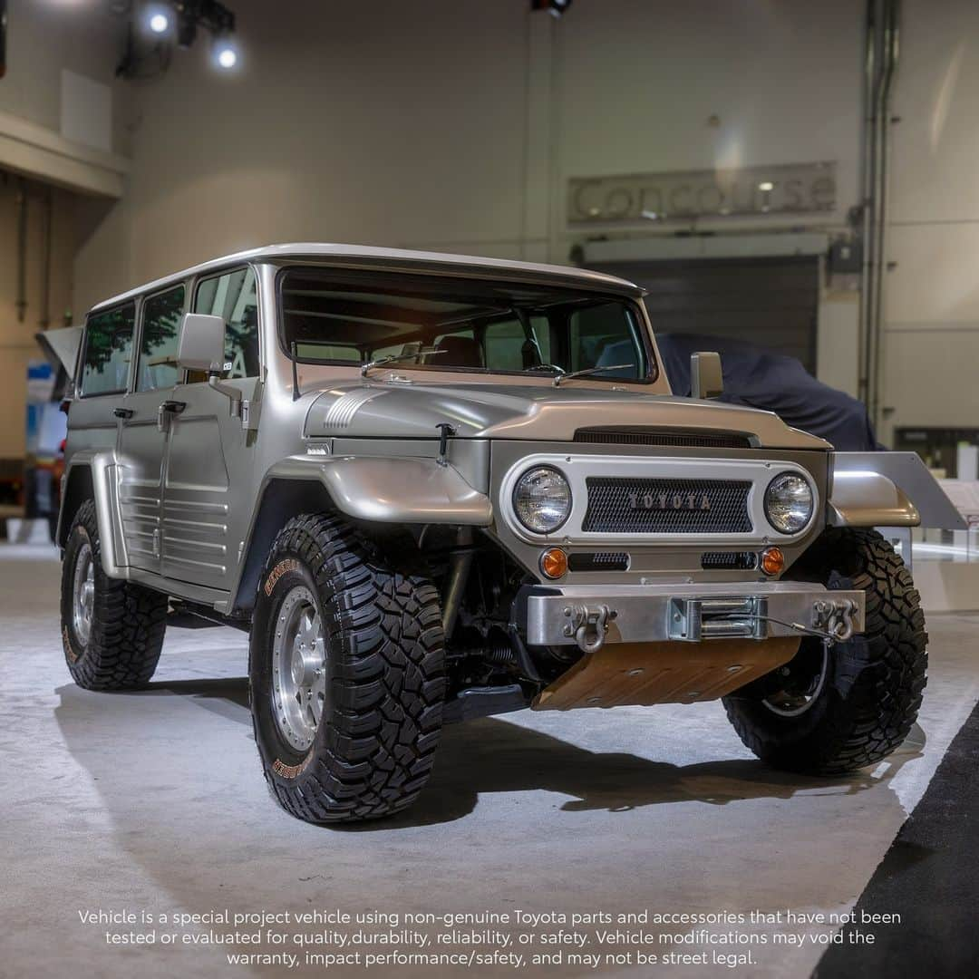 toyotausaさんのインスタグラム写真 - (toyotausaInstagram)「Unsealing the vault to bring a piece of history back to life. Meet the “Retro Cruiser” concept —showcasing the latest #LandCruiser technology while also honoring the nameplate’s rich heritage. #SEMA2023 #LetsGoPlaces」11月3日 5時38分 - toyotausa