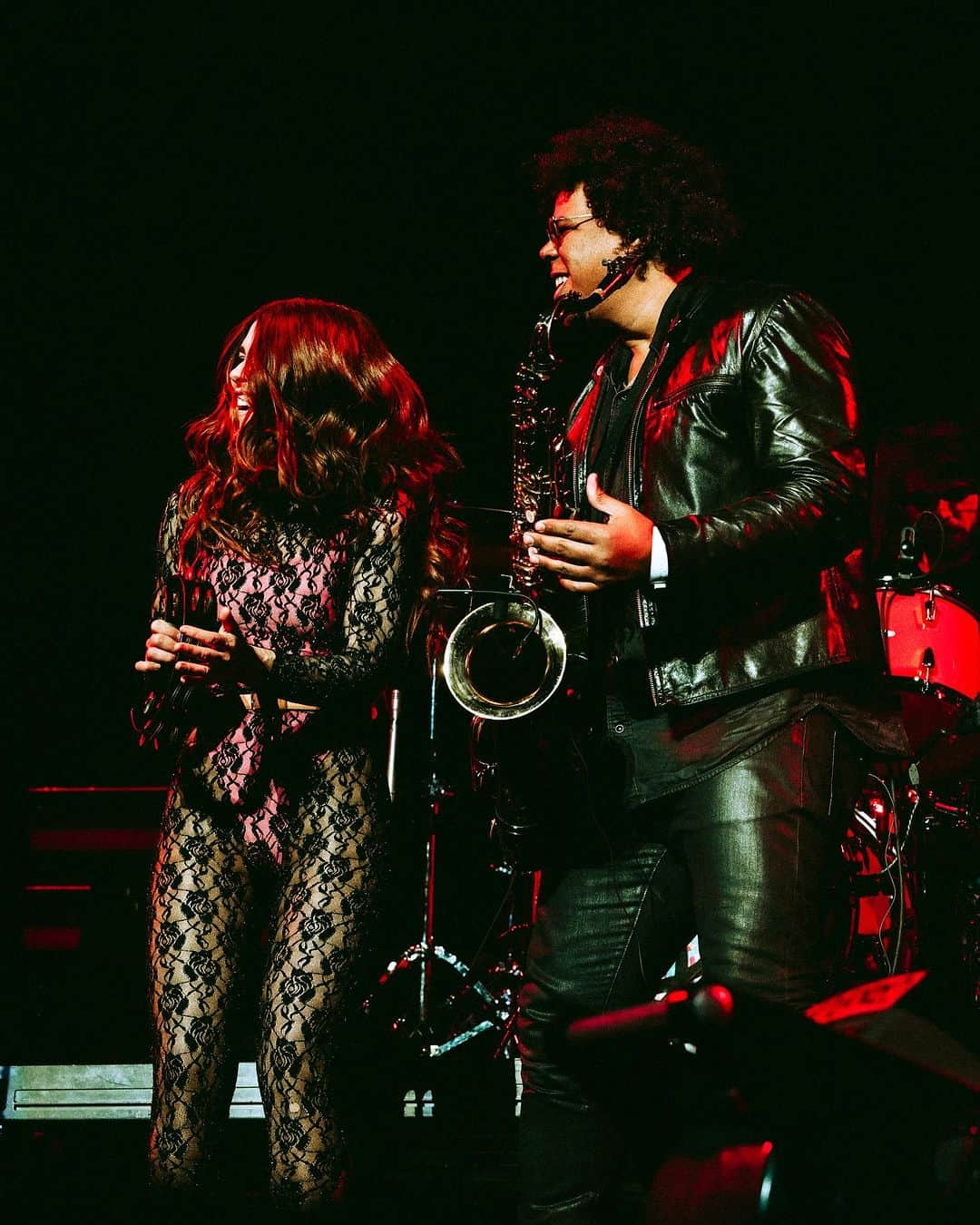 グループラブさんのインスタグラム写真 - (グループラブInstagram)「We played “All” last night in Montreal with the legend @jakeclemons who is pure magic on the sax and also the most beautiful human. Holding this very close to our hearts. Life unfolds ❤️」11月3日 7時04分 - grouplove