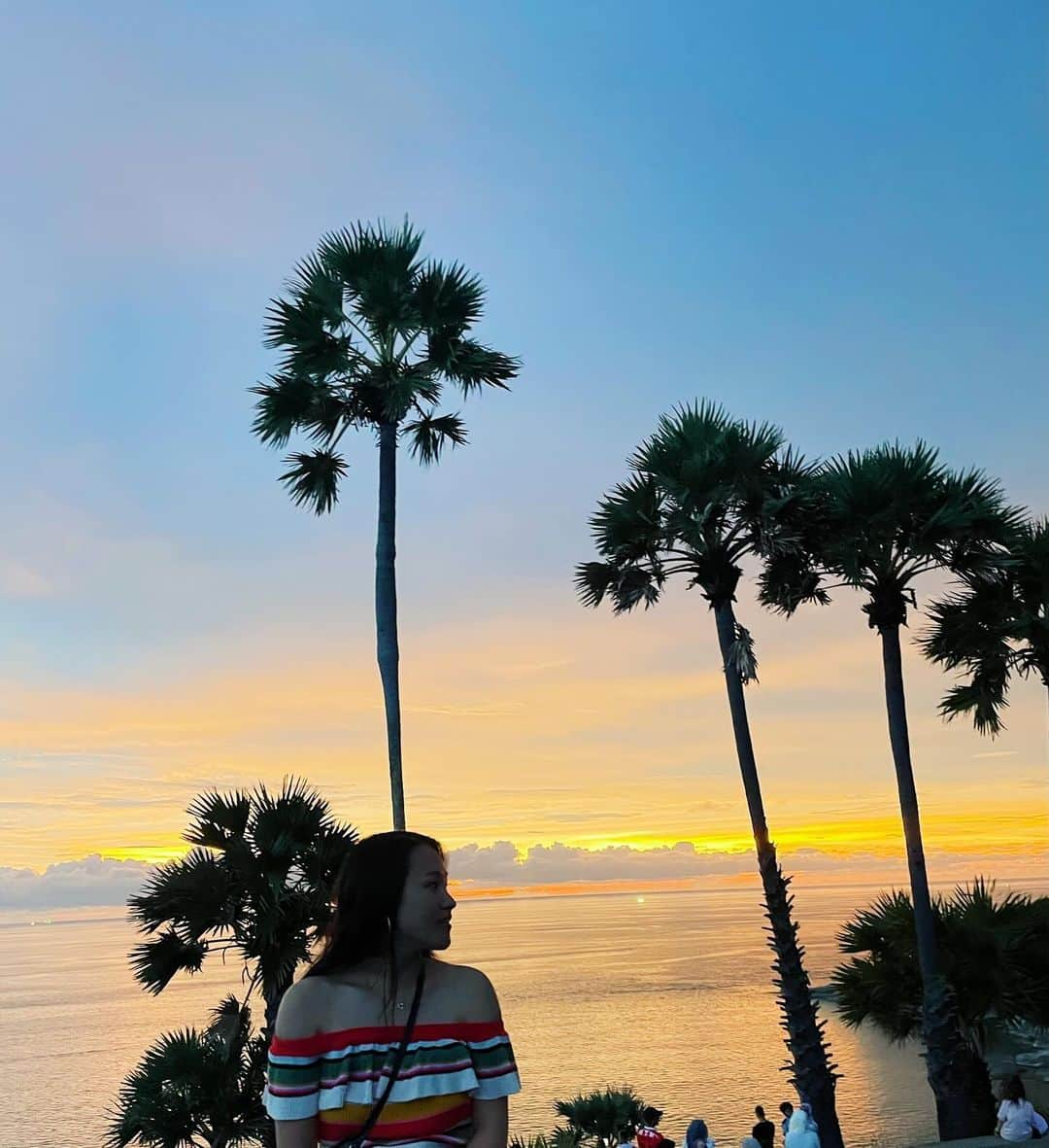 田代凪沙のインスタグラム：「・ 久しぶりの海外🏝️🛵🐾  飛行機乗るだけでドキドキ🫣  異文化を感じれていい旅になりました🌝🐒💕  #タイ　#phuket」