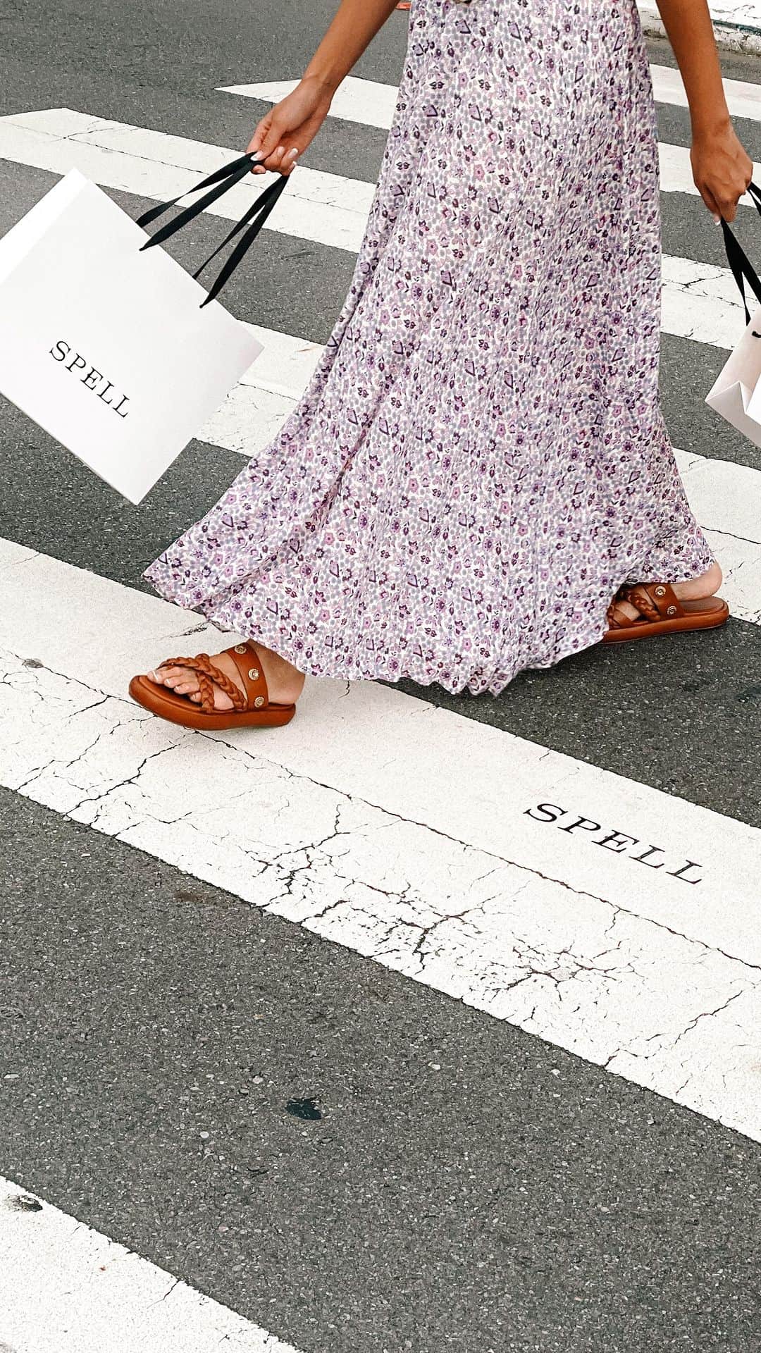 SPELLのインスタグラム：「Did somebody say Warehouse Sale? 👀 we are officially live + open in Brisbane, Miami AND online {back by popular demand}… where are you shopping from today? 📦」