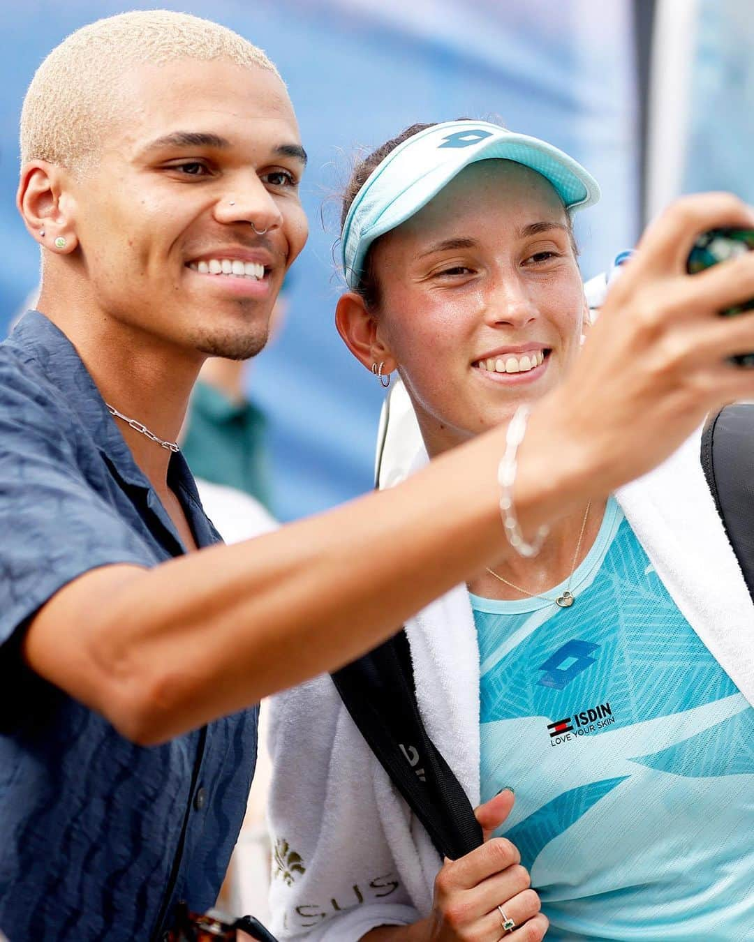 エリーゼ・メルテンスさんのインスタグラム写真 - (エリーゼ・メルテンスInstagram)「Hat Trick 🎾🎾🎾   @mertenselise & @stormcsanders sweep all three of their matches in Group Maya Ka’an to reach the semifinals!  #WTAFinals #GNPSegurosWTAFinalsCancun」11月3日 8時20分 - mertenselise