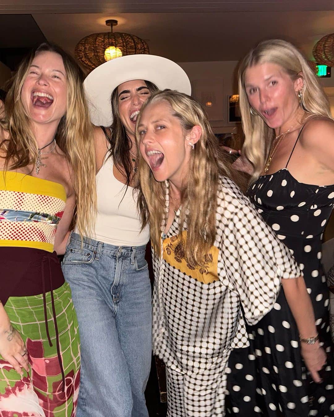 テリーサ・パーマーのインスタグラム：「I love this woman so much!! From the moment I saw this gorgeous gal strutting her stuff down the Victoria Secrets runway with such a cool spunky vibe I was like WAIT who is that dope chick?? @behatiprinsloo is the most amazing mama to three, one of my new soul sister gal pals and has had the most remarkable journey with her births. I love how HONEST and hilarious she is during our podcast episode with her. I was laughing so hard at all of stories and then was completely enthralled by her birthing metamorphosis. Join us on @themotherdazepodcast this week as we chat to our girl Behati all about her three wild and wonderful births. Listen wherever you get your poddys or click the link in my stories ❤️❤️🔥🔥✨✨」