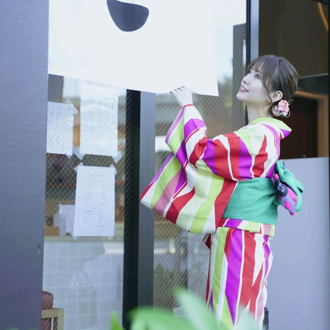 浜田真衣のインスタグラム：「着物で出掛ける特別感👘  #着物  #kimono  #kimonostyle #浅草  #asakusatokyo  #作品撮り #和装」
