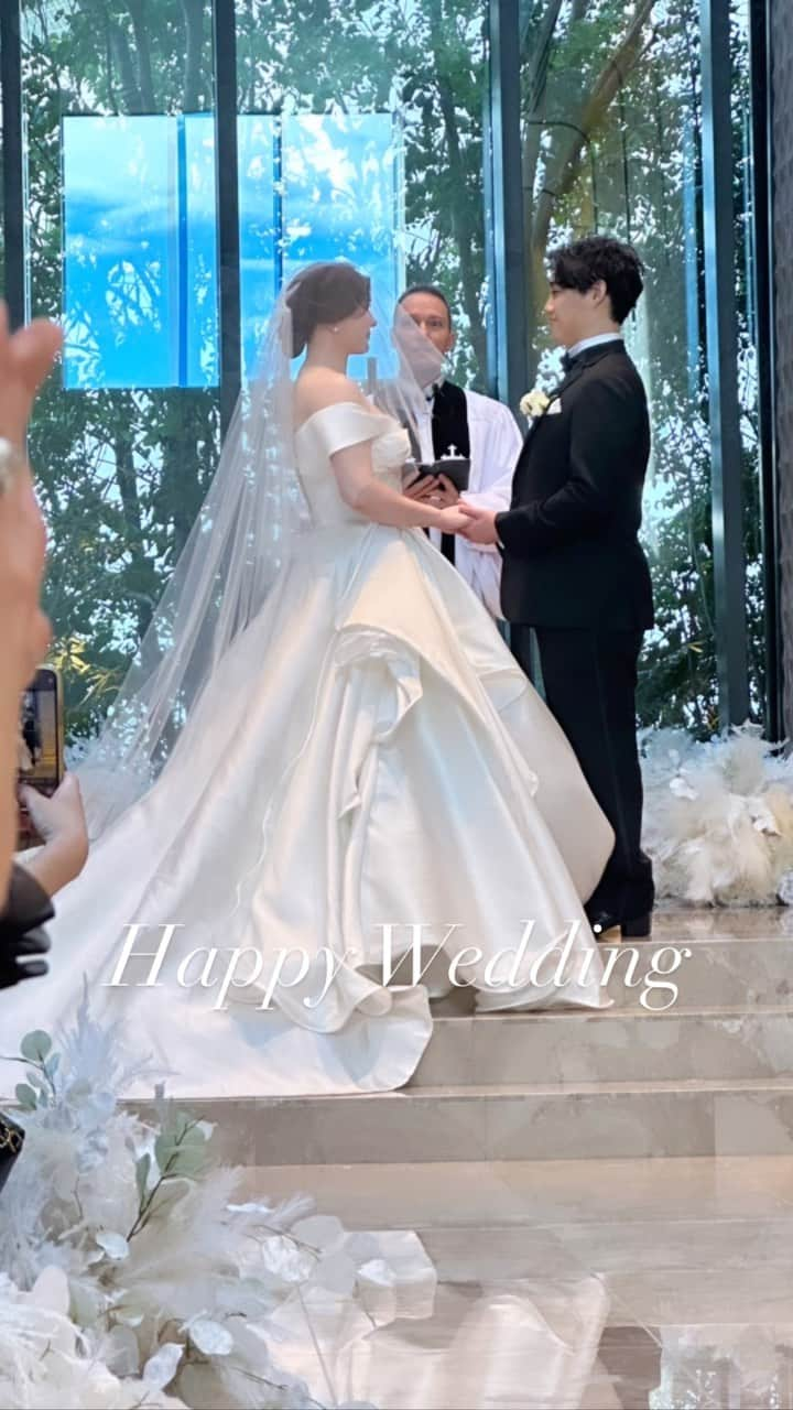 仁香のインスタグラム：「大好きな2人末長くお幸せに🤵👰‍♀️💒💍 #家族になろうよ」