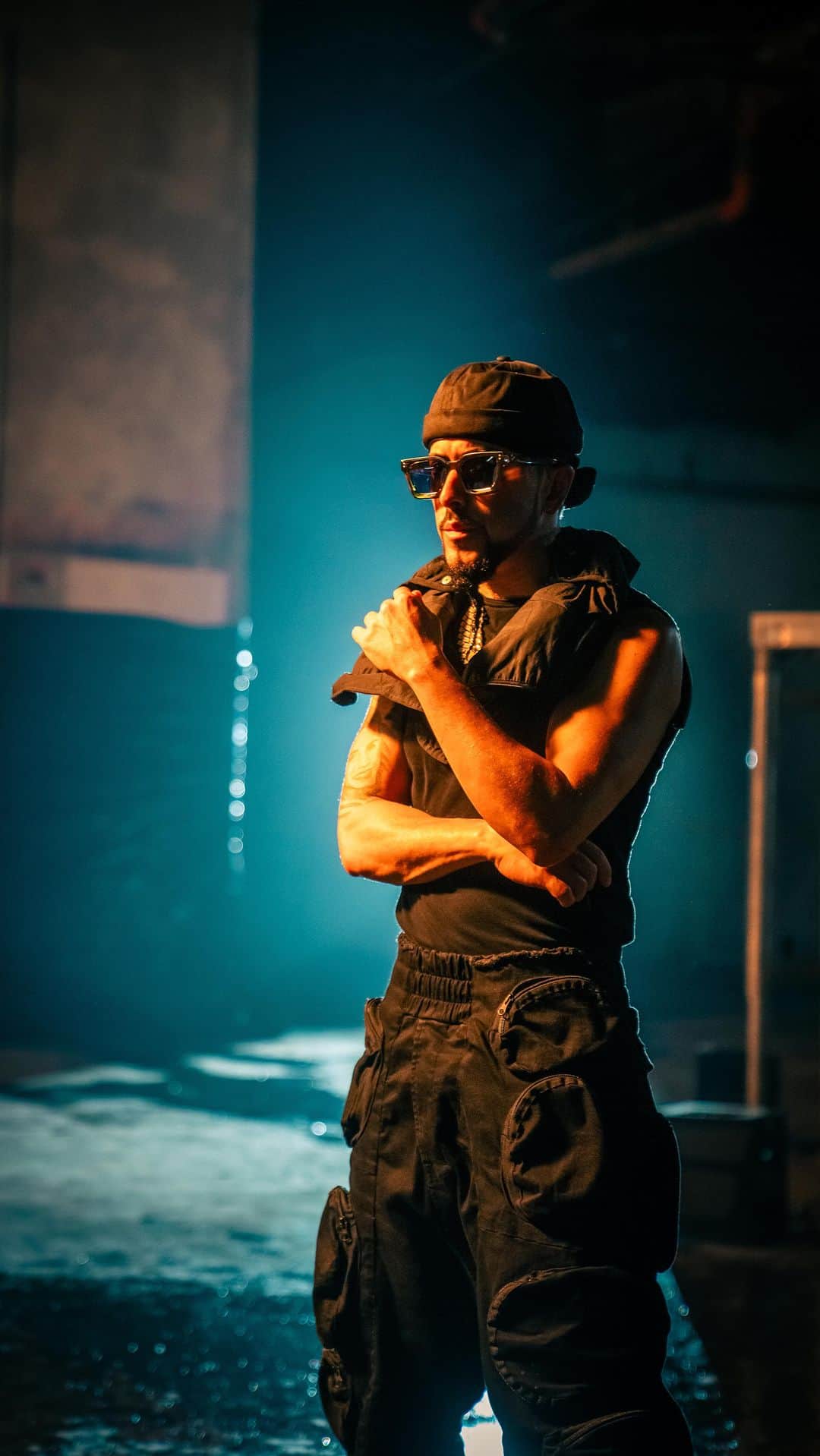 ヤンデルのインスタグラム：「#Sandunga de la buena como solo lo sabemos hacer @DonOmar y @WisinYYandel / Lo consigues en tu plataforma de música preferida. @lunytunes 🎛️ / @elasticpeople 🎥」