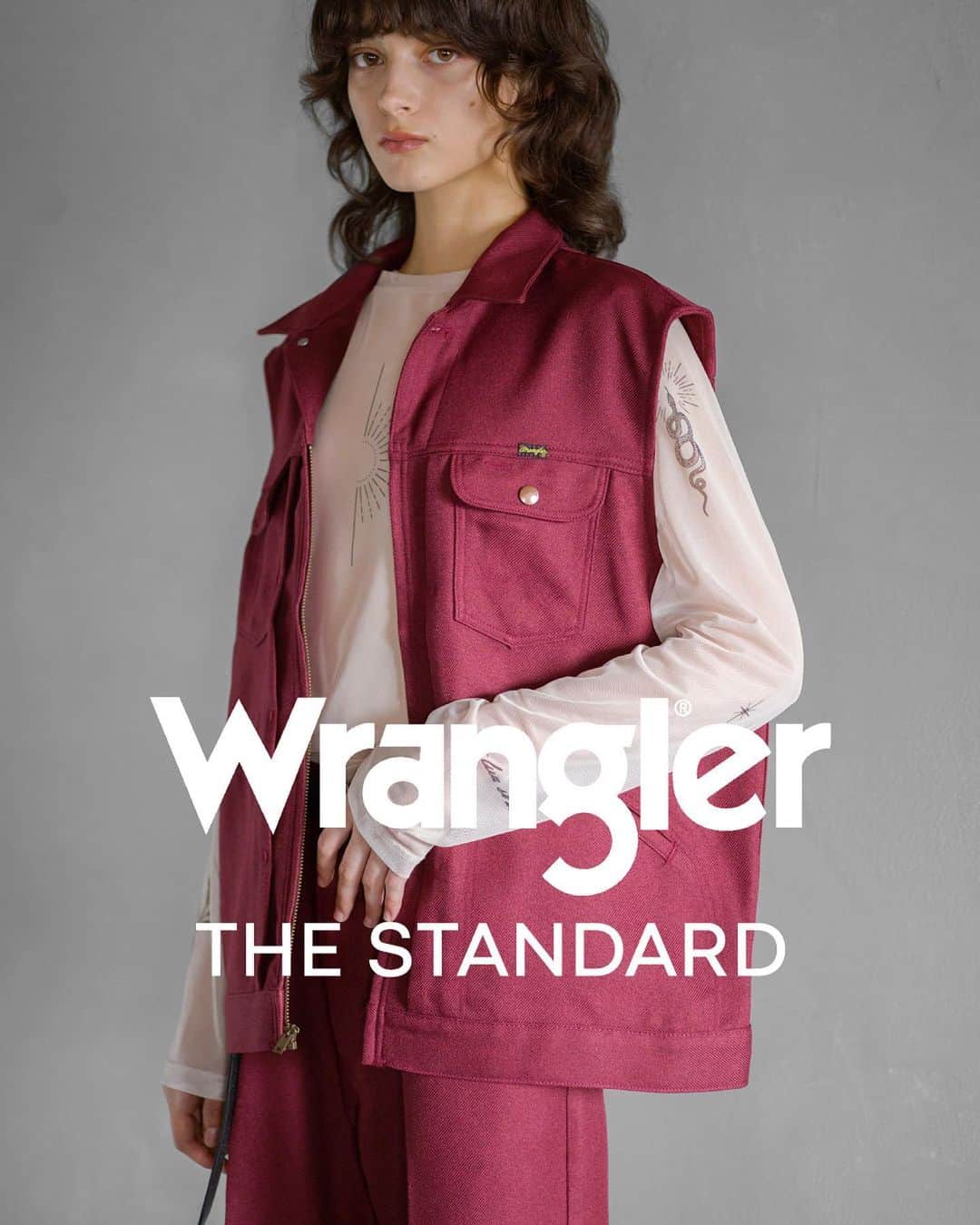 WEGOスタッフスナップのインスタグラム：「ㅤㅤㅤㅤㅤㅤㅤㅤㅤㅤㅤ  ▪︎THE STANDARD別注Wrangler vest ¥8,799(tax in) color:dark green/wine/black size:S/M/L ▪︎THE STANDARD別注Wrangler pants ¥7,699(tax in) color:dark green/wine/black size:S/M/L  _ #THESTANDARD #ザスタンダード #Wranglerㅤ」