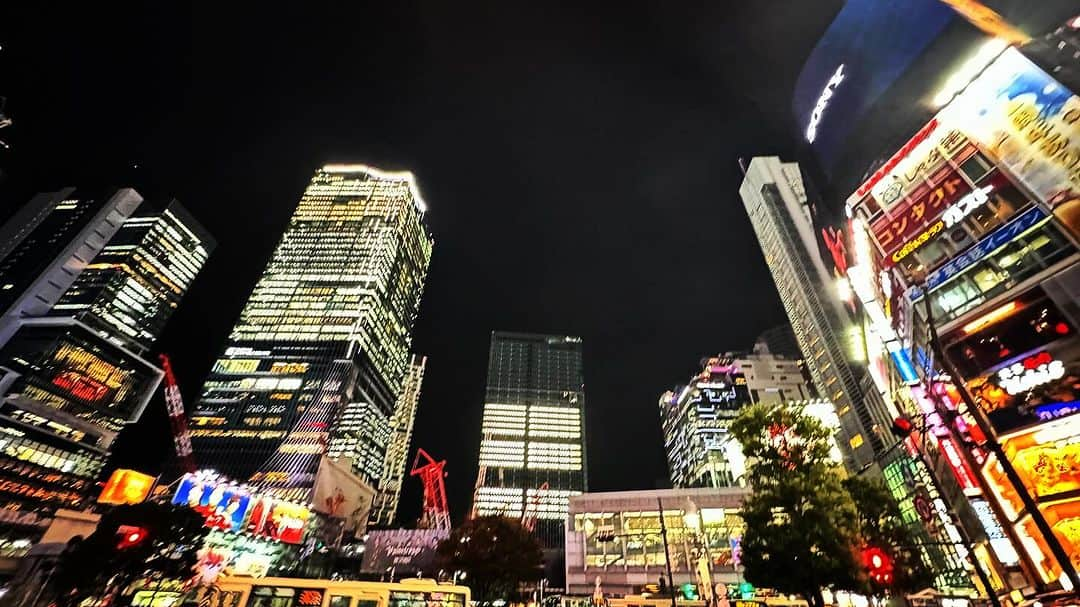 浅岡雄也さんのインスタグラム写真 - (浅岡雄也Instagram)「渋谷、知らない街になりつつあるな  20231102」11月3日 10時02分 - uyax_asaoka