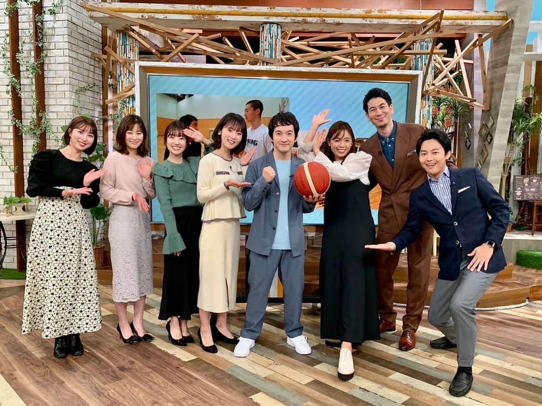 太田えりなのインスタグラム：「.  今朝のアサデス。KBCは 俳優の浅利 陽介さんがゲスト出演されました✨  バスケ愛をたっぷり語っていただいて、私もより一層高校バスケが楽しみになりました⛹🏻🔥  . .  #KBC#アサデス」