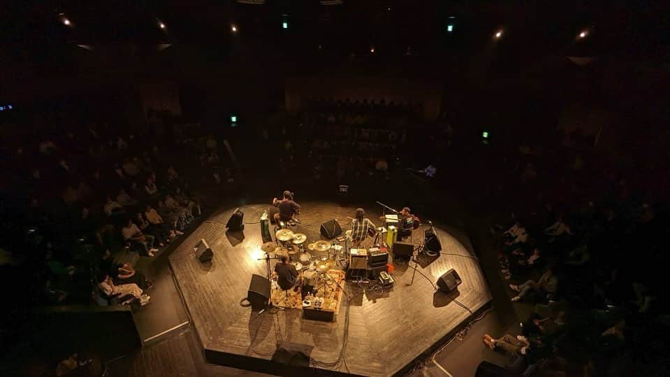 荒井岳史さんのインスタグラム写真 - (荒井岳史Instagram)「2023/11/2 #thebandapartnaked #smoothlikebuttertour」11月3日 10時27分 - takeshi_arai