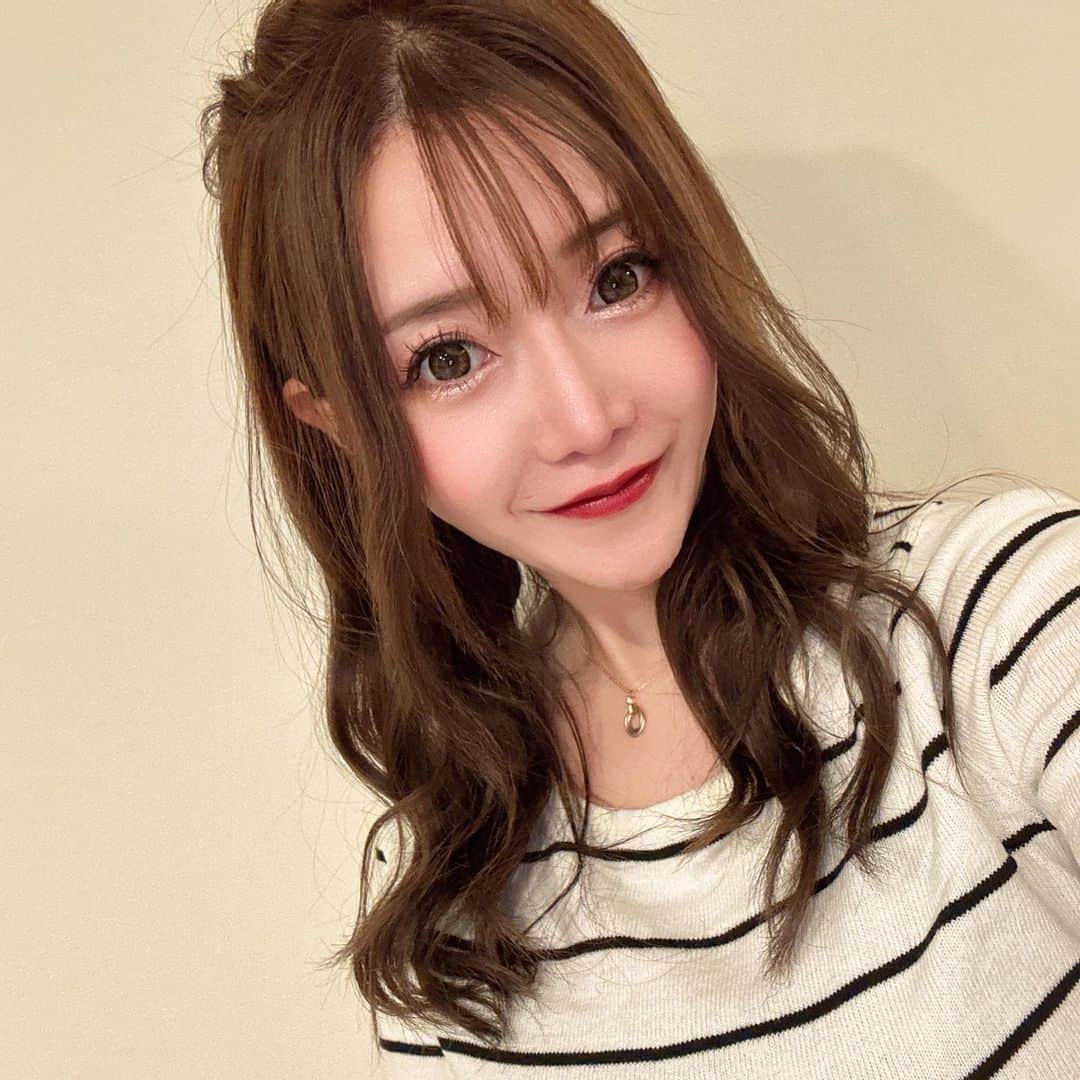 香月亜弥のインスタグラム：「おはよう☀️☀️」