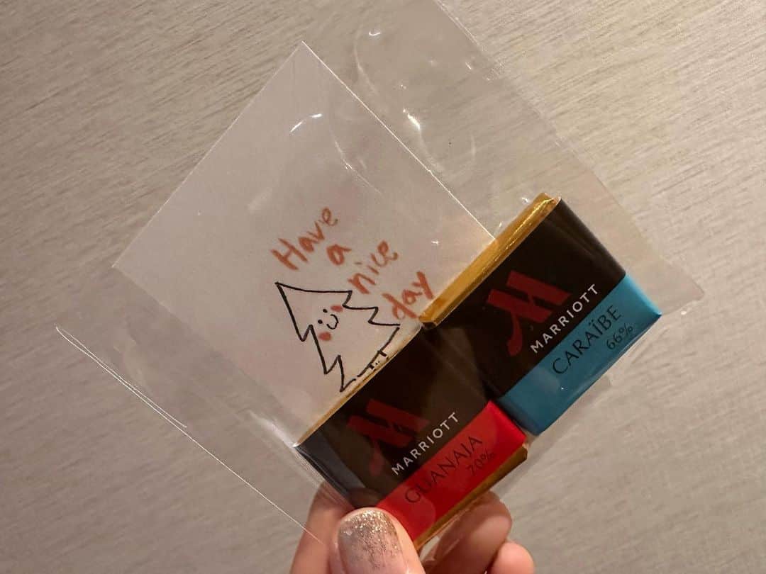 氷浦紫さんのインスタグラム写真 - (氷浦紫Instagram)「#軽井沢 皆様連休いかがお過ごし？？ わたしは先日、大好きな軽井沢へ。 秋の信州最高だよね〜(･ω･｀*)ﾈｰ いつも車で行くんだけど雪が降るから今年はこれが最後。赤ちゃんいるとホテルで全て完結するのが最高です、だから #マリオットホテル軽井沢 はめちゃくちゃ私たちに合っていてお気に入り。  #秋の信州 #子連れ旅 #BOYSママ」11月3日 10時44分 - yukalihiula