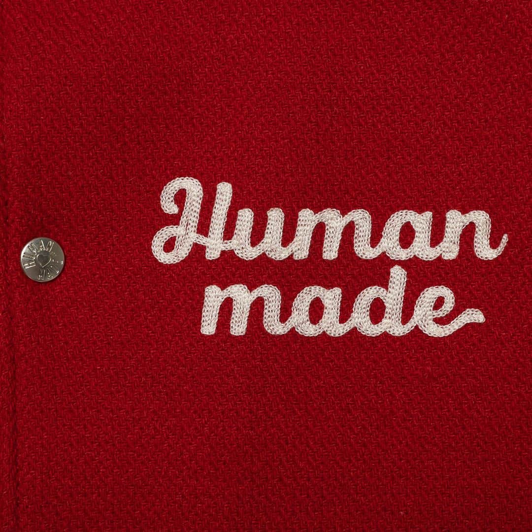 HUMAN MADEさんのインスタグラム写真 - (HUMAN MADEInstagram)「"STADIUM JACKET” will be available at 4th November 11:00am (JST) at Human Made stores mentioned below.  11月4日AM11時より、"STADIUM JACKET” が HUMAN MADE のオンラインストア並びに下記の直営店舗にて発売となります。  [取り扱い直営店舗 - Available at these Human Made stores] ■ HUMAN MADE ONLINE STORE ■ HUMAN MADE OFFLINE STORE ■ HUMAN MADE HARAJUKU ■ HUMAN MADE SHIBUYA PARCO ■ HUMAN MADE 1928 ■ HUMAN MADE SHINSAIBASHI PARCO ■ HUMAN MADE SAPPORO  *在庫状況は各店舗までお問い合わせください。 *Please contact each store for stock status.  秋口に活躍する、スタジアムジャケット。チェーン刺繍の左胸ロゴと刺繍ワッペンのグラフィックで表現された、バックスタイルが特徴です。  Stadium jacket for early fall. Details include a chain-stitched logo on the left chest and a large embroidered graphic patch on the back.」11月3日 11時26分 - humanmade