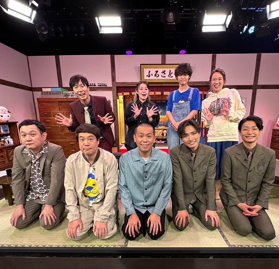 洲崎貴郁さんのインスタグラム写真 - (洲崎貴郁Instagram)「タカアンドトシさんの番組 HBCテレビ「ジンギス談！」に出演させて頂きましたー！  最高に楽しかった！！ 放送は全国でも観れるそうです！ 来年の1月放送予定なので気長にお待ちくださいなー♪  #タカアンドトシ さん #マシンガンズ さん #ジンギス談 #HBC」11月3日 11時53分 - runnysuzaki0504