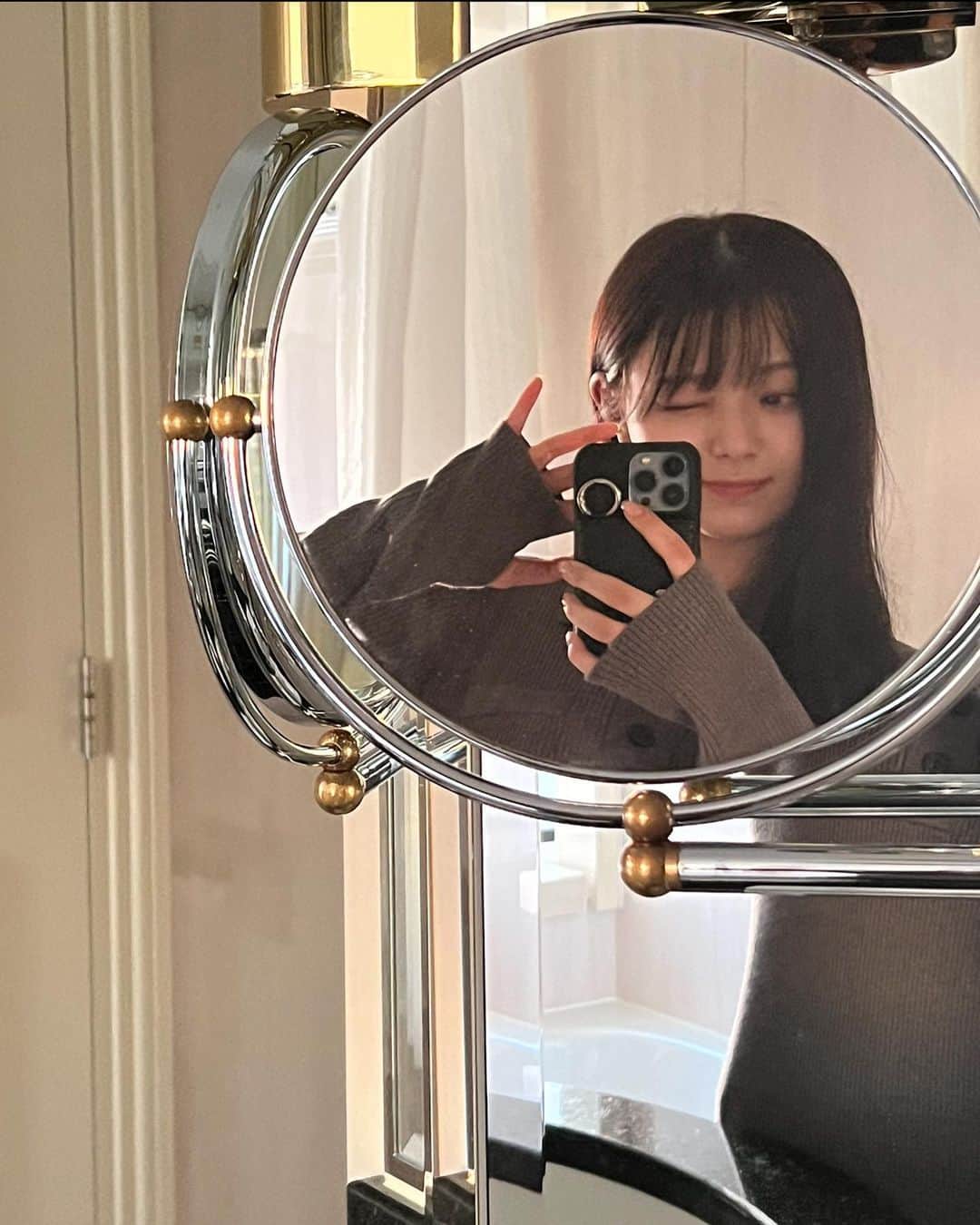 のインスタグラム：「2023.10.12 😉🌅」