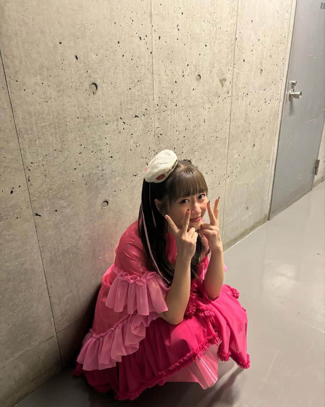 佐々木彩夏さんのインスタグラム写真 - (佐々木彩夏Instagram)「🩷  どの衣装がお気に入りー？  #momoclo #あーりんぐらむ」11月3日 22時22分 - ayaka_sasaki_official