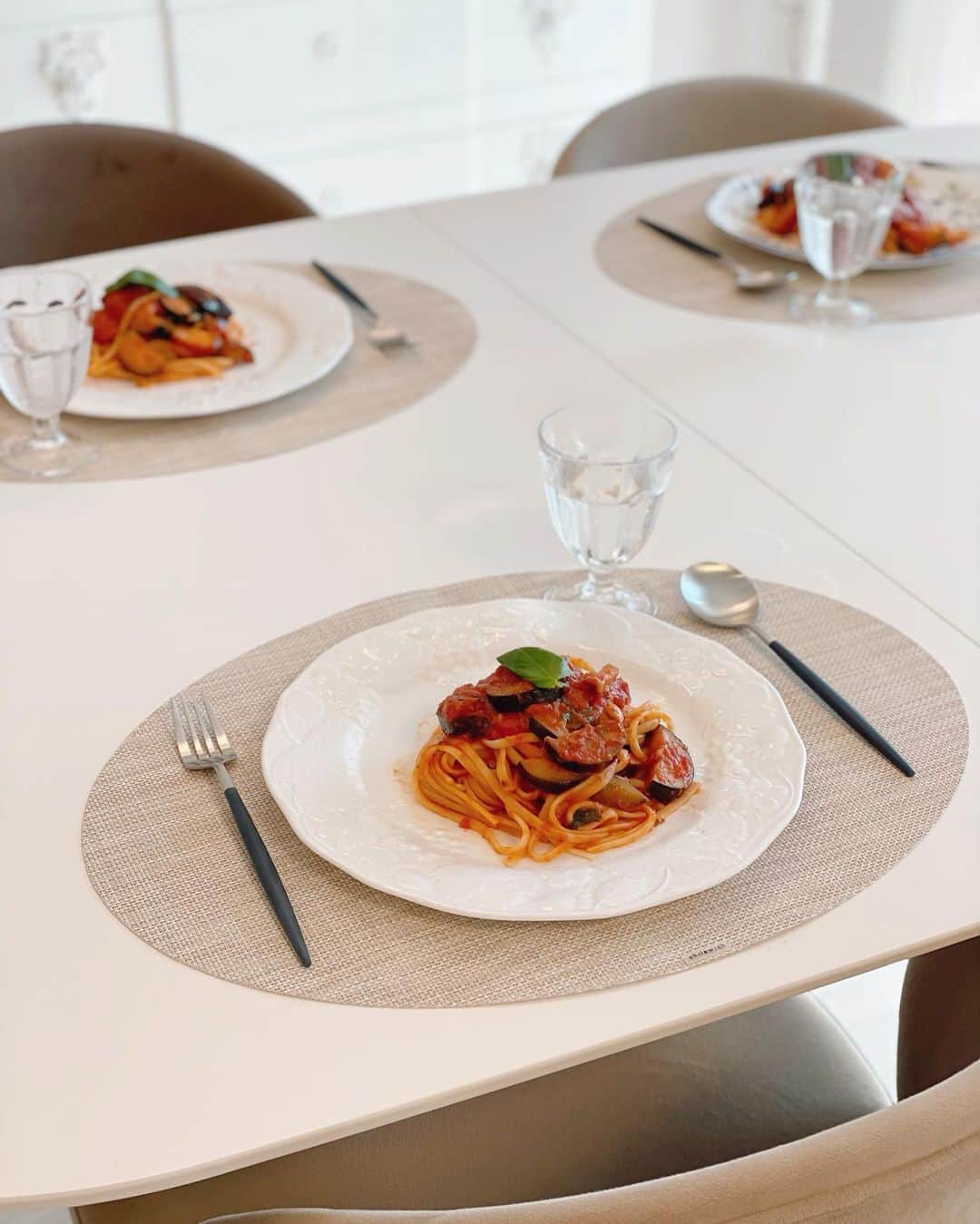 ハンナミのインスタグラム：「🏡✨🍽️🌿」