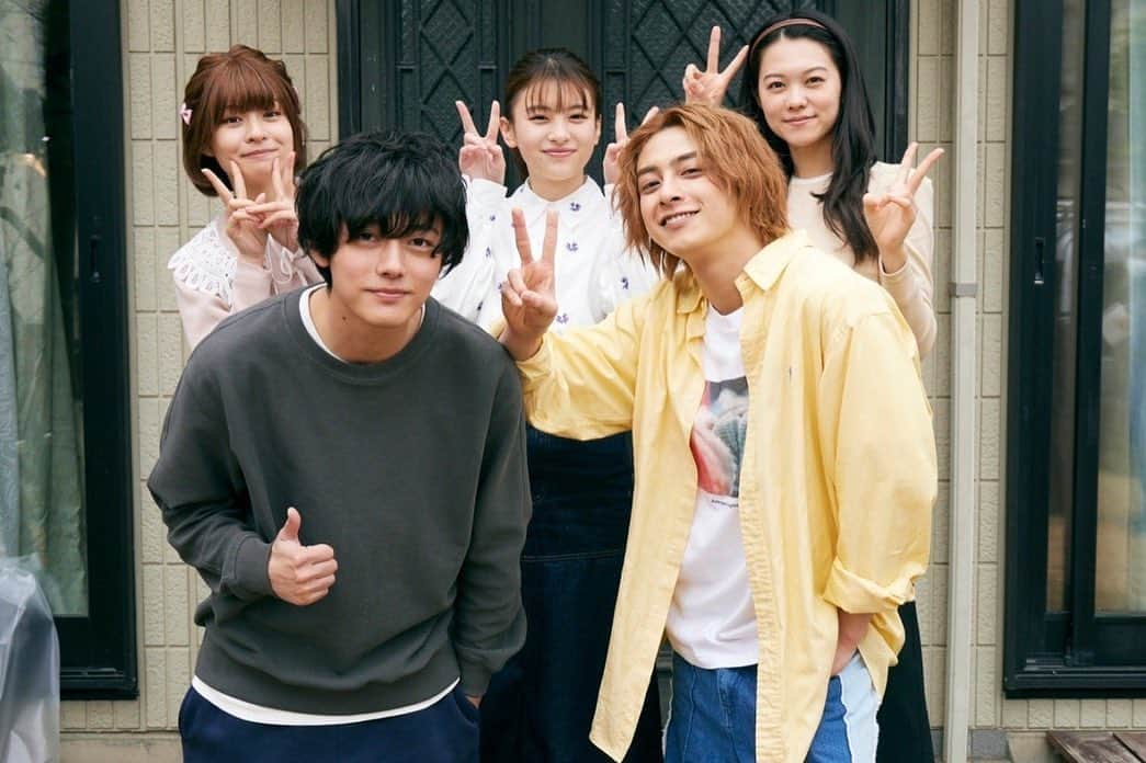 Kaitoさんのインスタグラム写真 - (KaitoInstagram)「WOWOW『アオハライド』  本日第7話です！  5人の楽しそうな写真📸 いやー、楽しかったなあー  #アオハライド」11月3日 22時34分 - kaito_0413