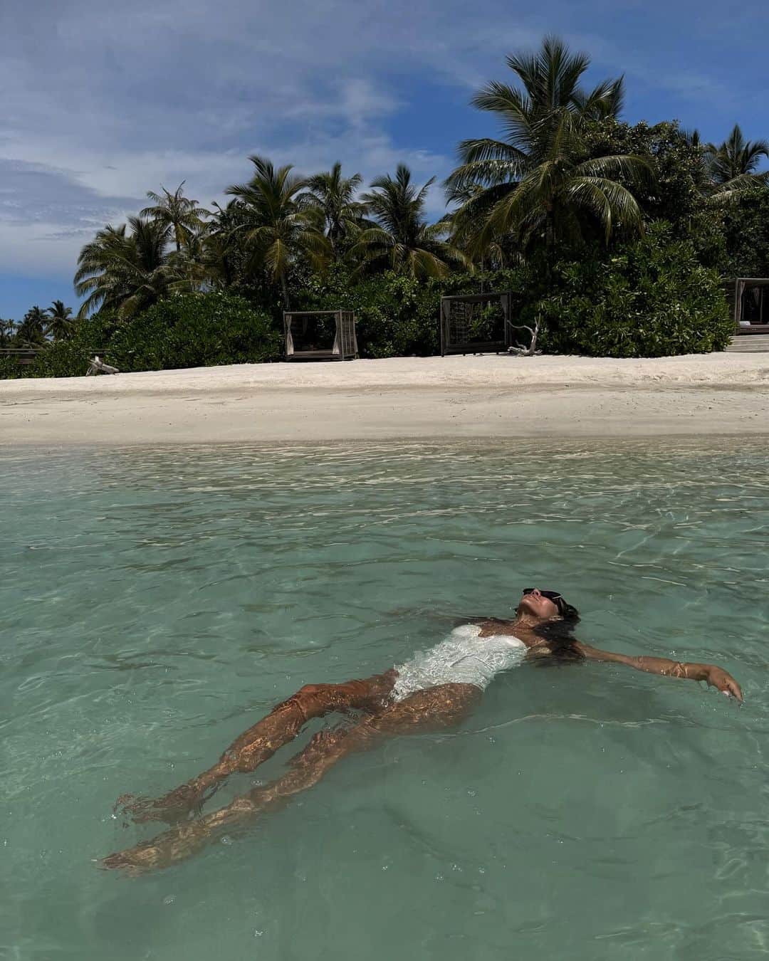 Tamara Kalinicのインスタグラム：「Winter sun at @patinamaldives and bunch of other wholesome things #patinamaldives」